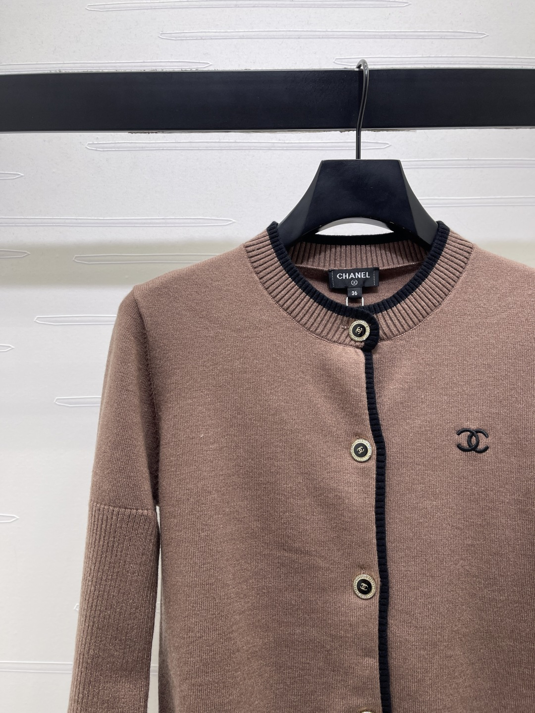 chanel logo contrast trim crew neck knit cardigan