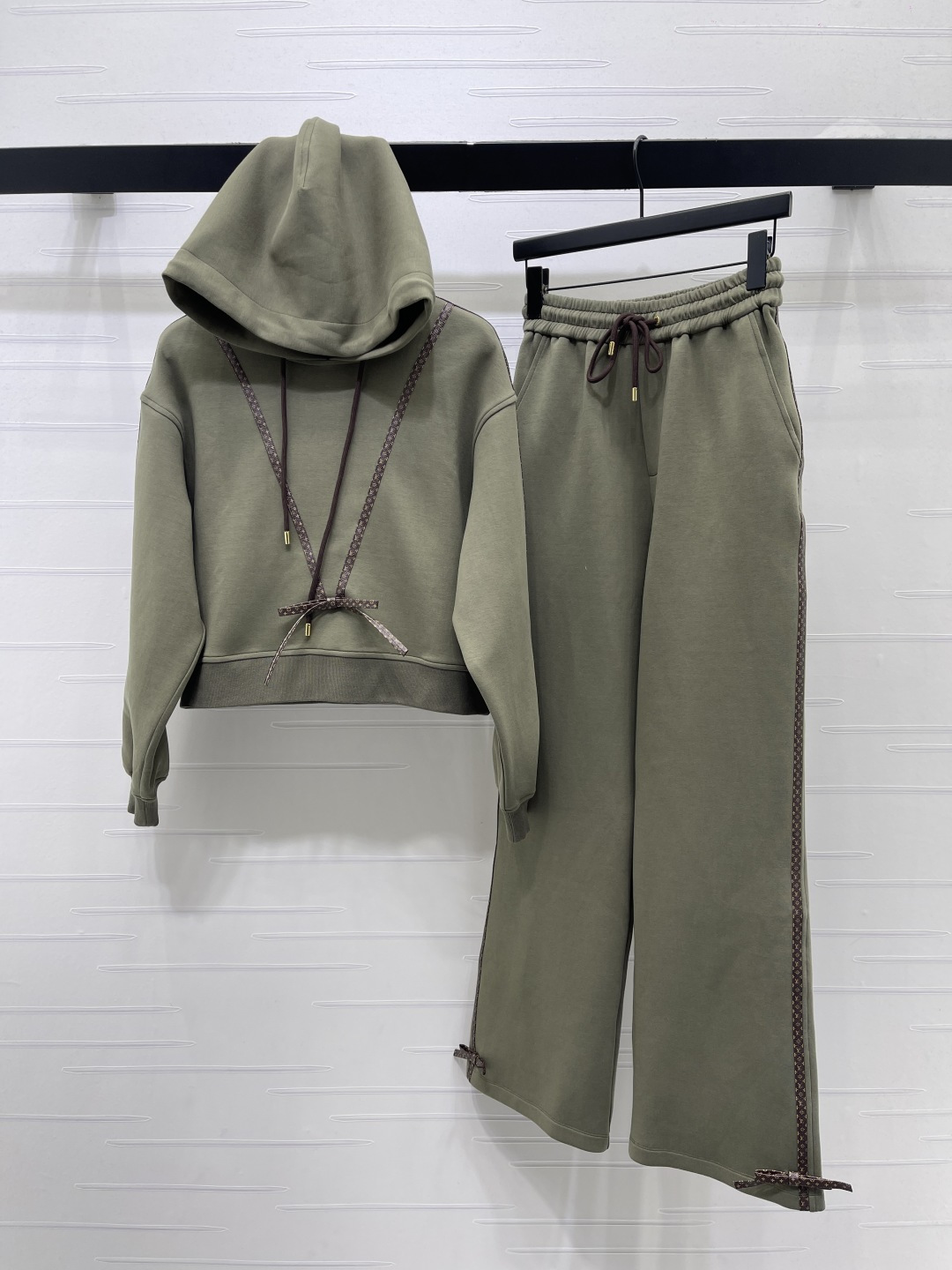 louis vuitton butterfly bow hoodie pants set