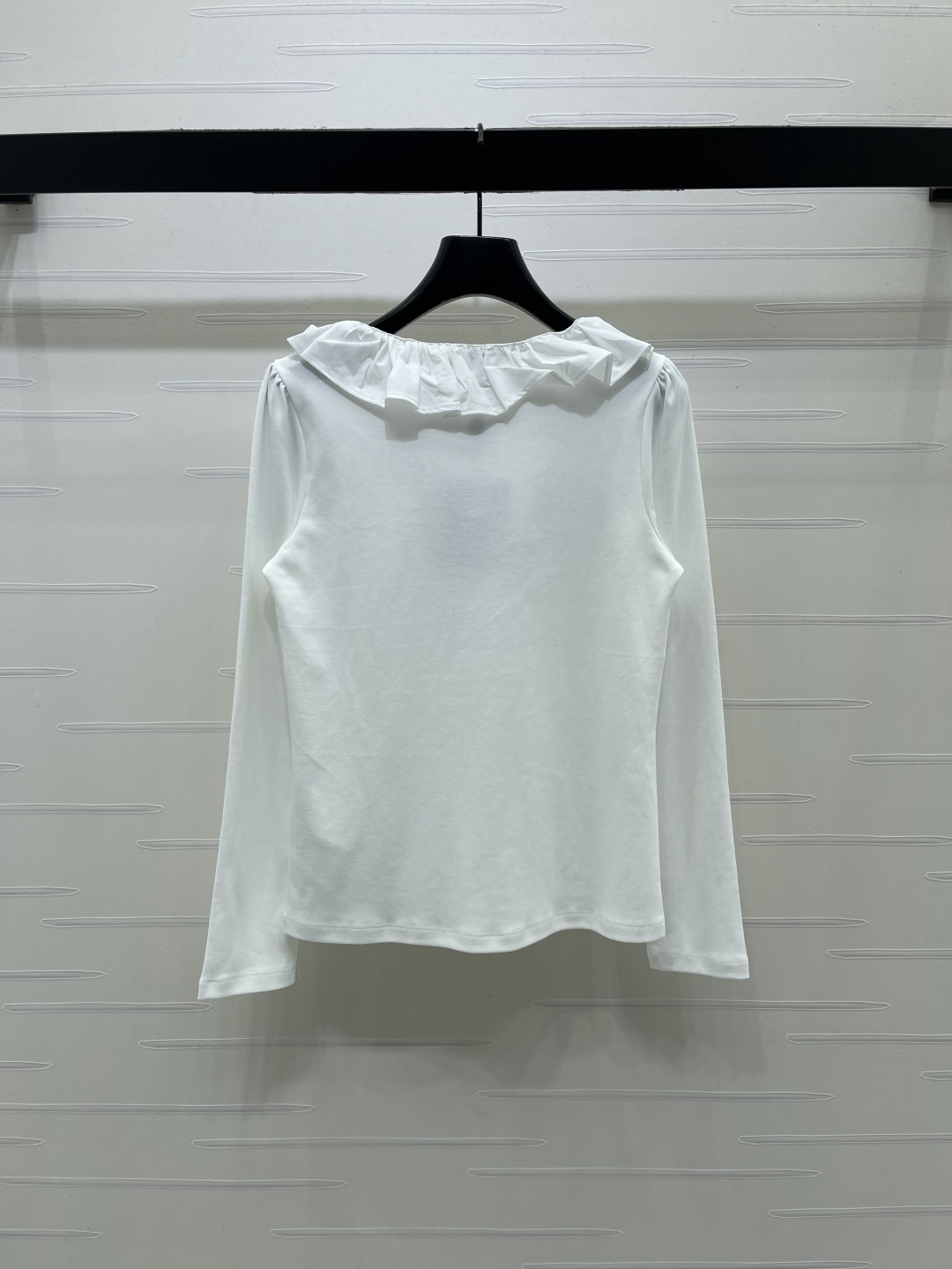 louis vuitton ruffle collar long sleeve top