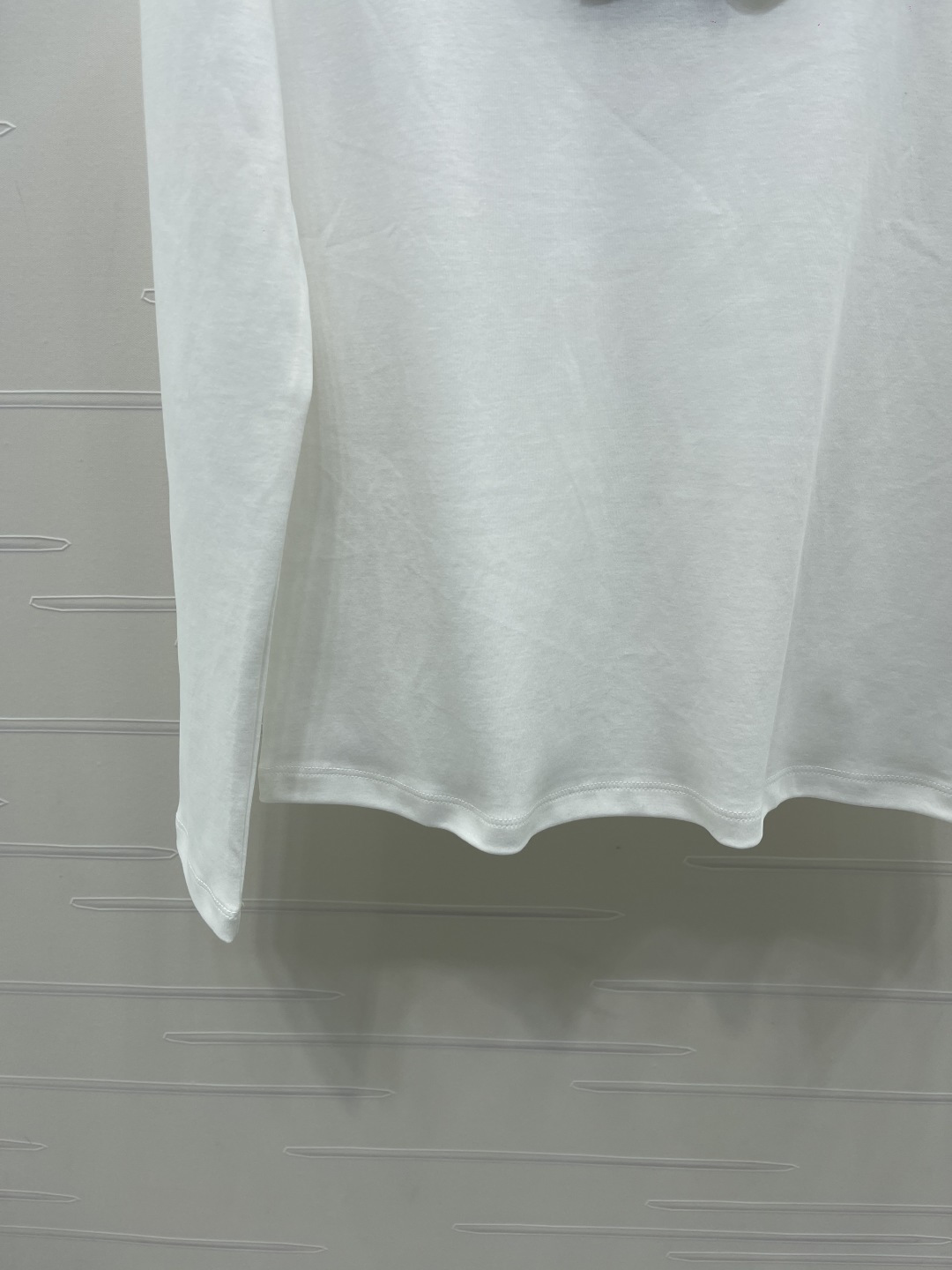 louis vuitton ruffle collar long sleeve top
