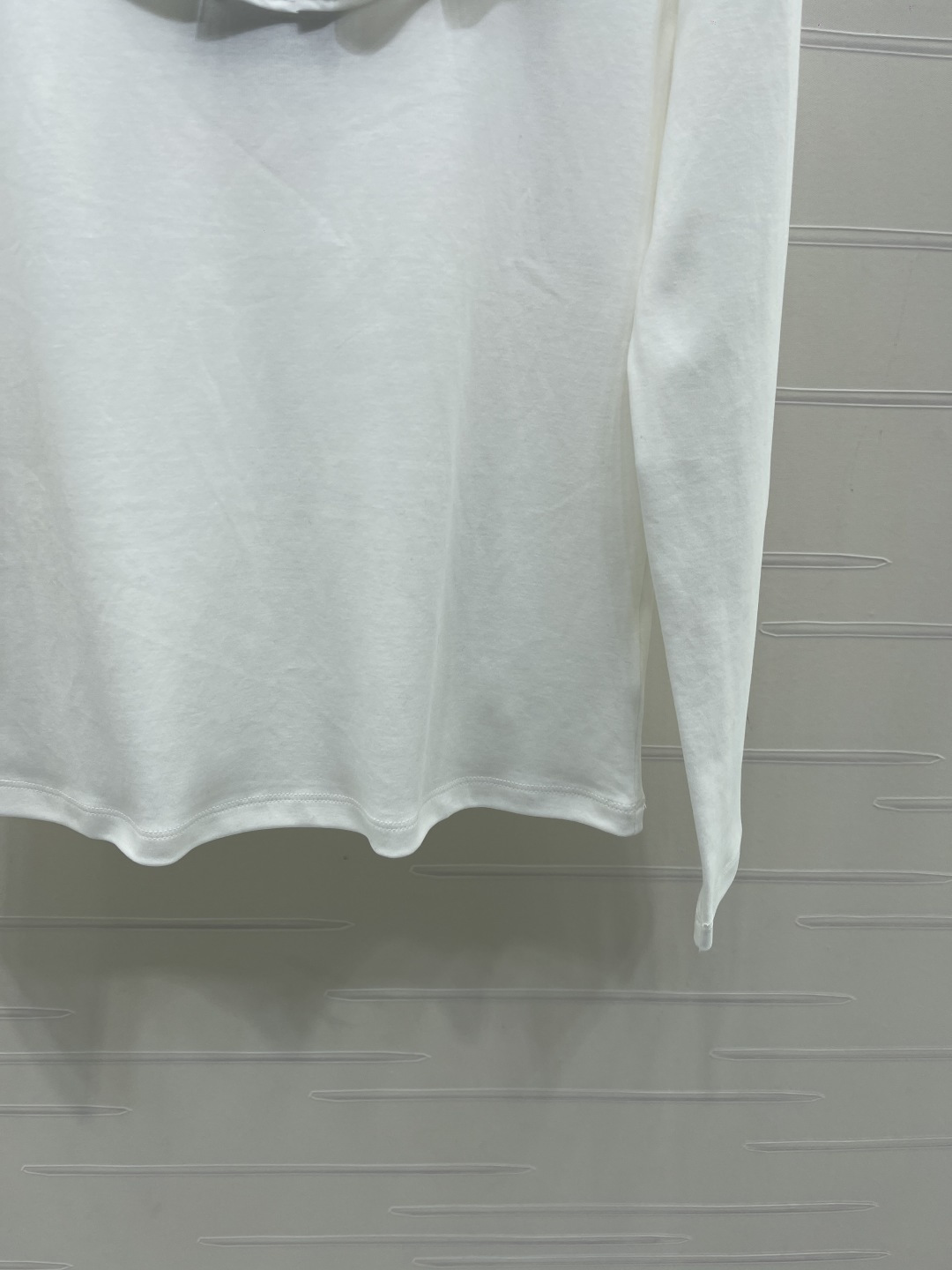 louis vuitton ruffle collar long sleeve top