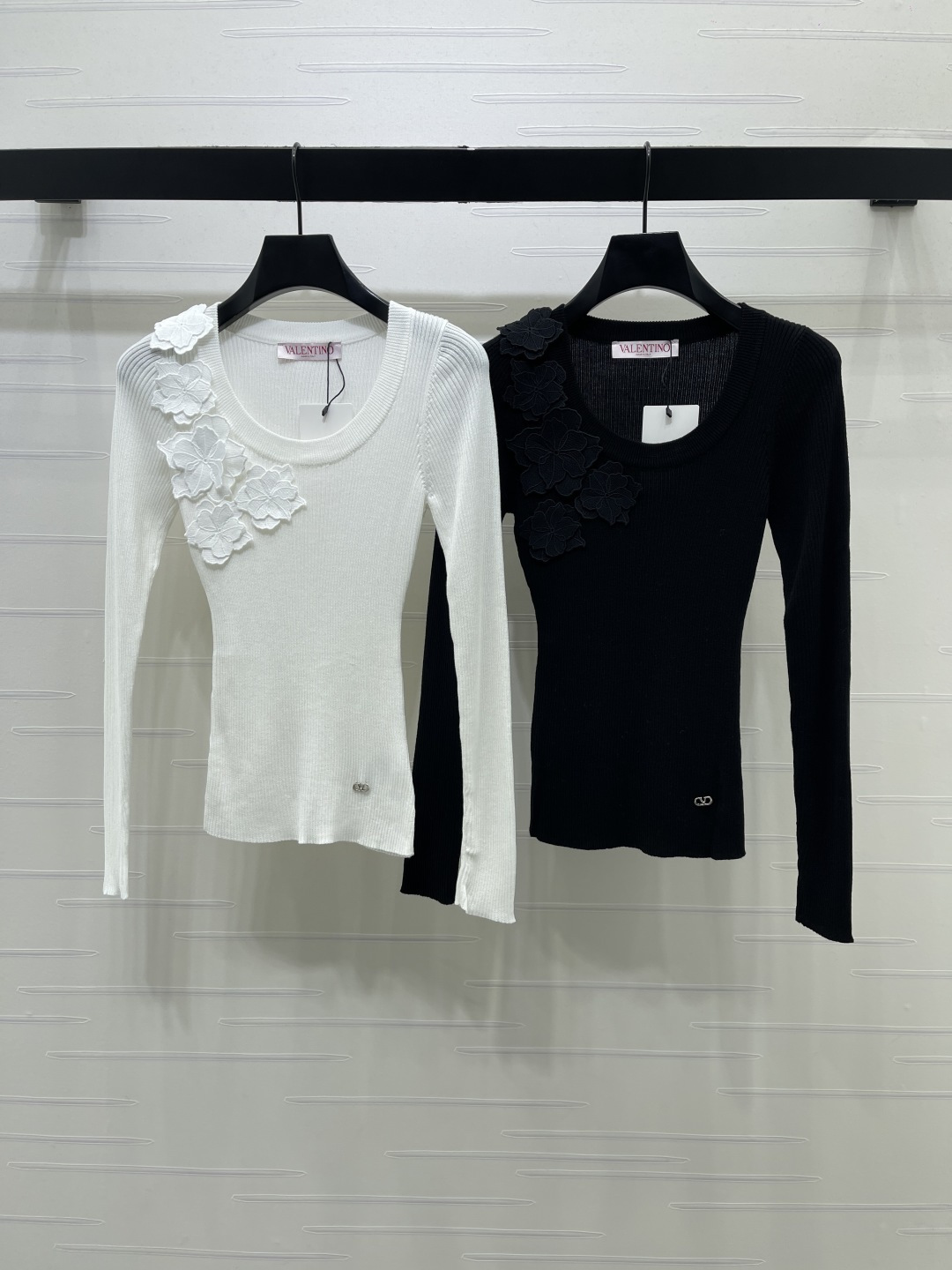 Valentino Floral U Neck Knit Top