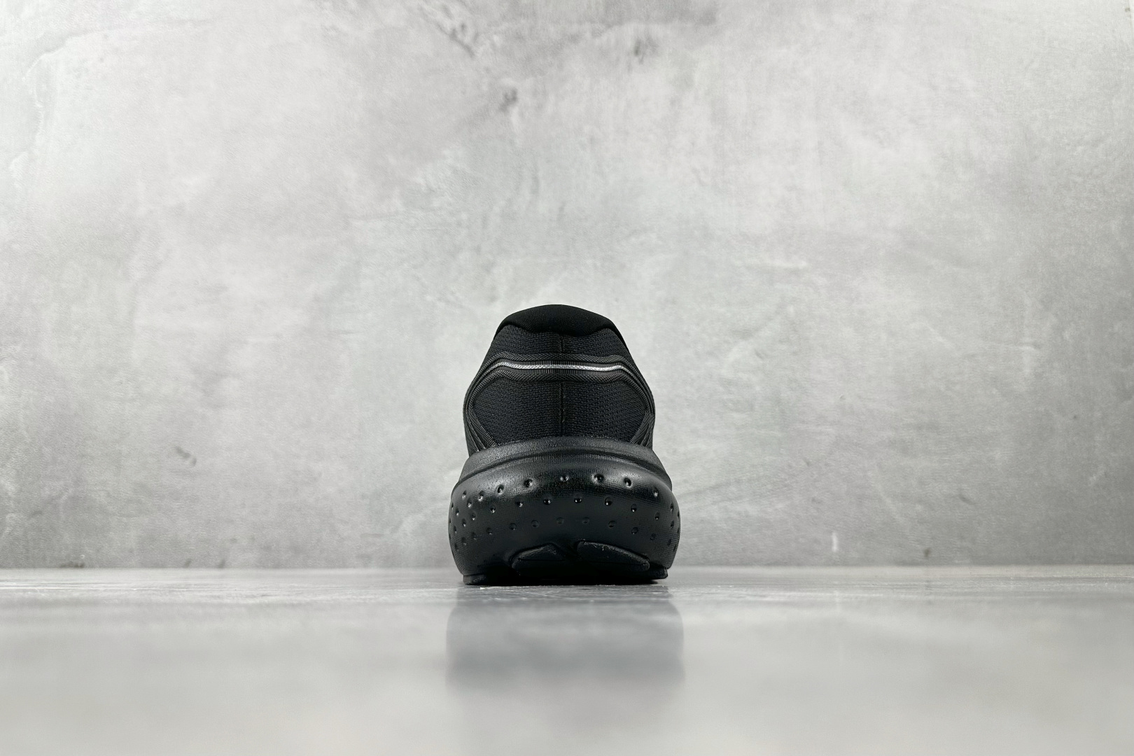 外贸 
Brooks布鲁克斯 Glycerin甘油21 黑色

货号：-2E-020
尺码：36 36.