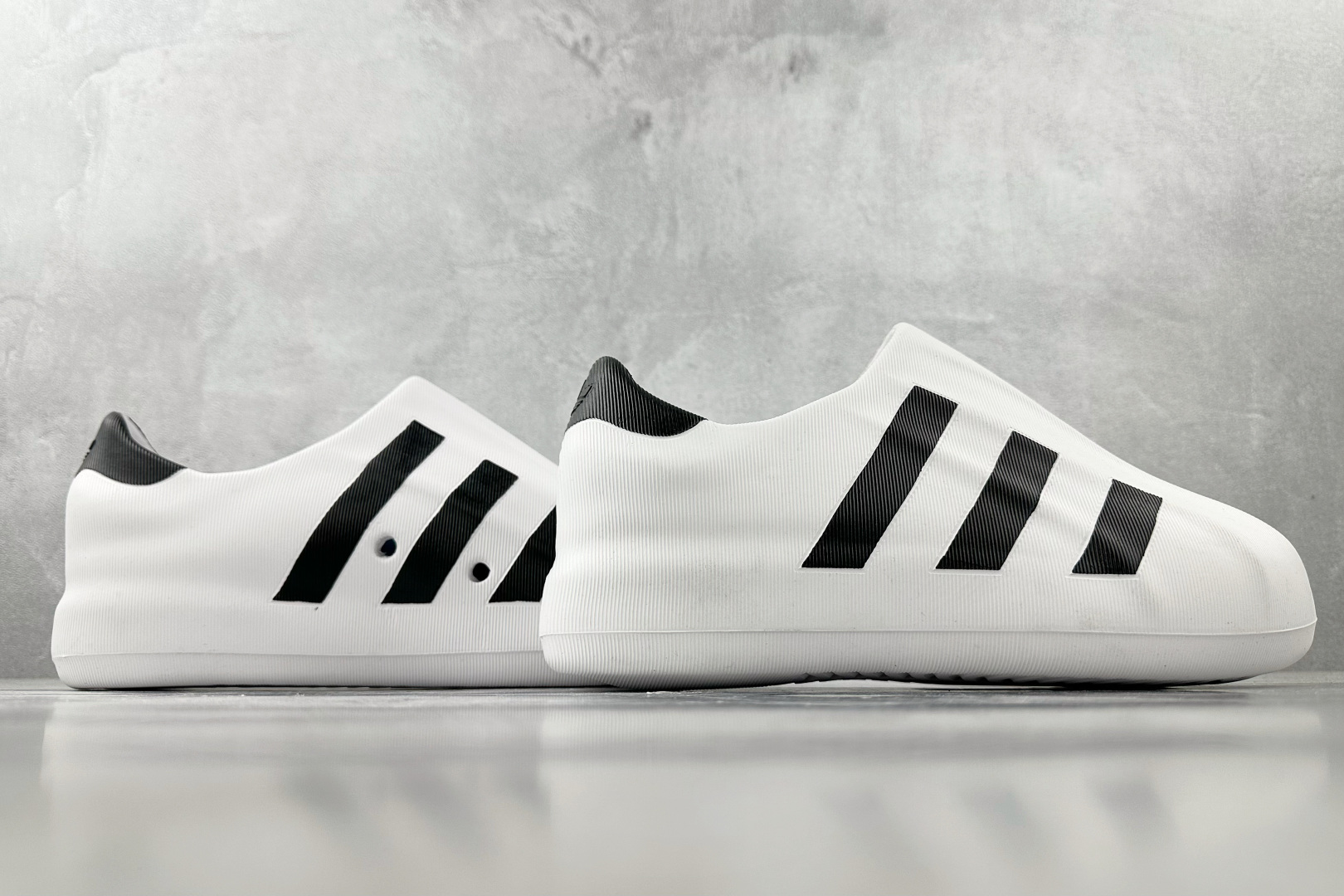 LW 
外贸专供 adidas originals AdiFOM Superstar 白色

货号：HQ