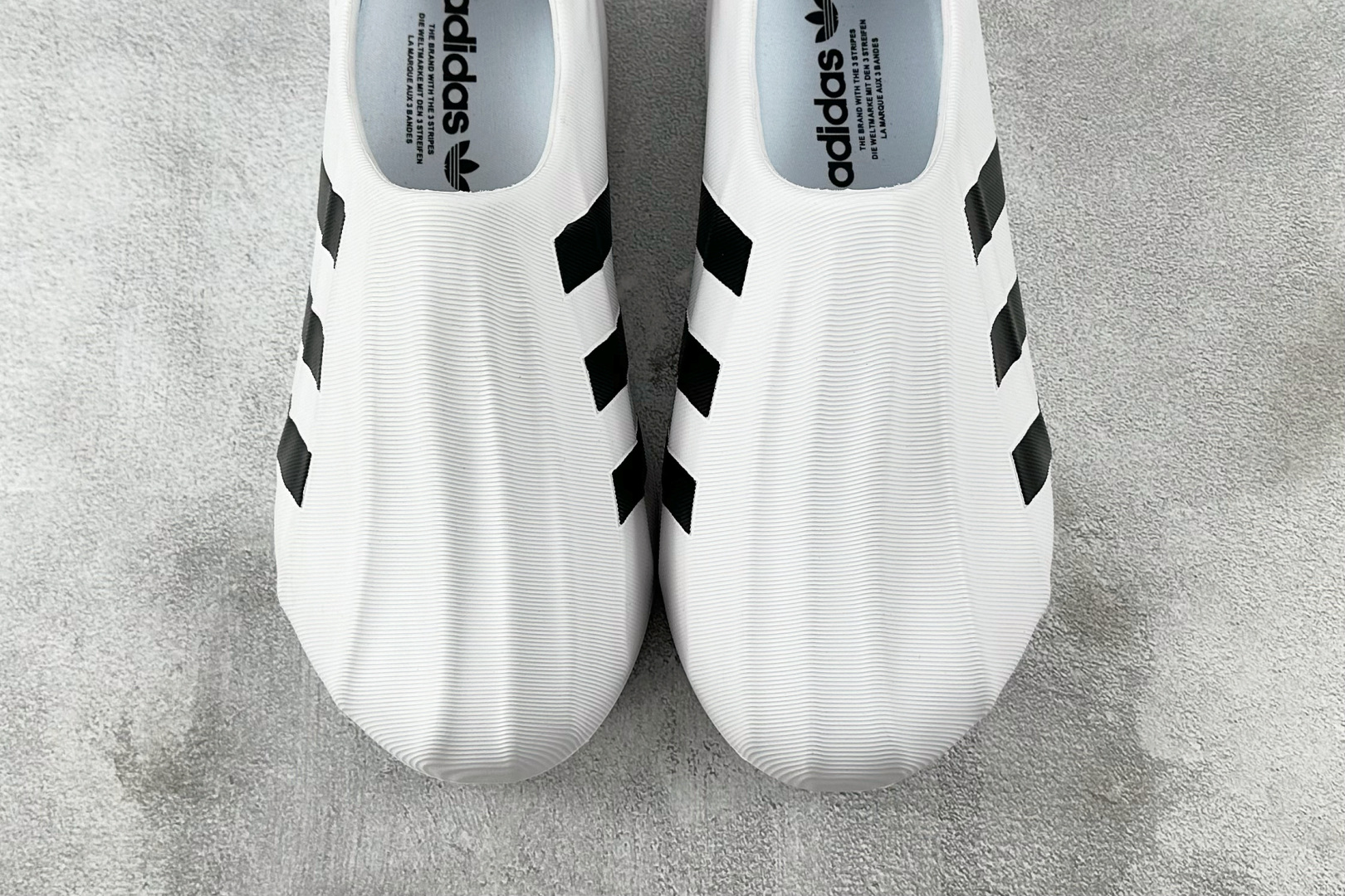 LW 
外贸专供 adidas originals AdiFOM Superstar 白色

货号：HQ