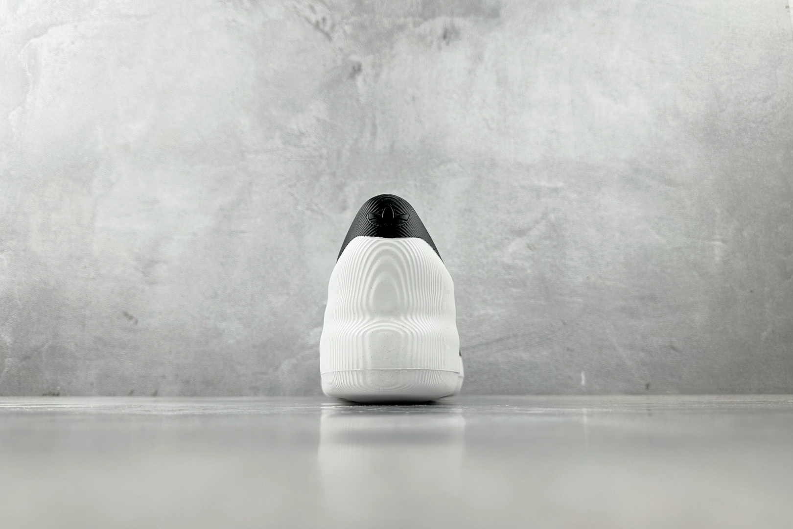 LW 
外贸专供 adidas originals AdiFOM Superstar 白色

货号：HQ