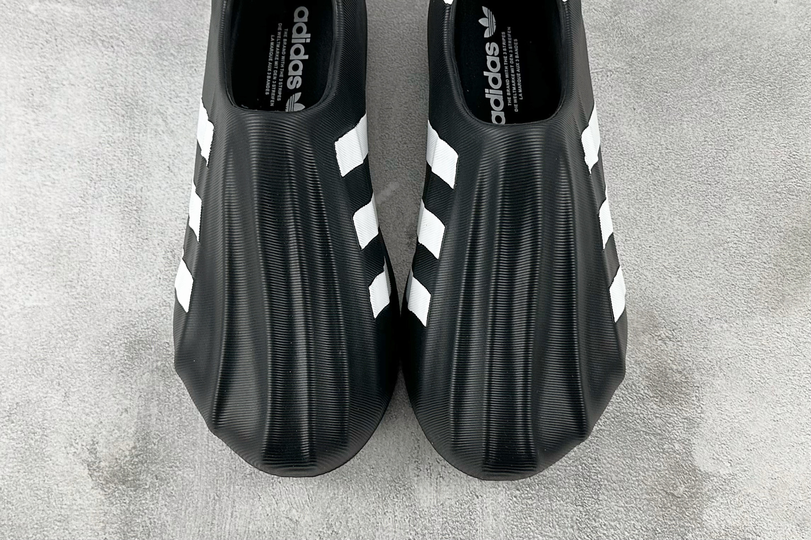 LW 
外贸专供adidas originals AdiFOM Superstar 黑色

货号：HQ8