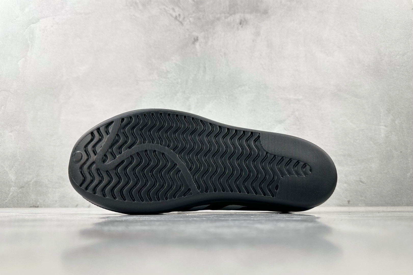 LW 
外贸专供adidas originals AdiFOM Superstar 黑色

货号：HQ8