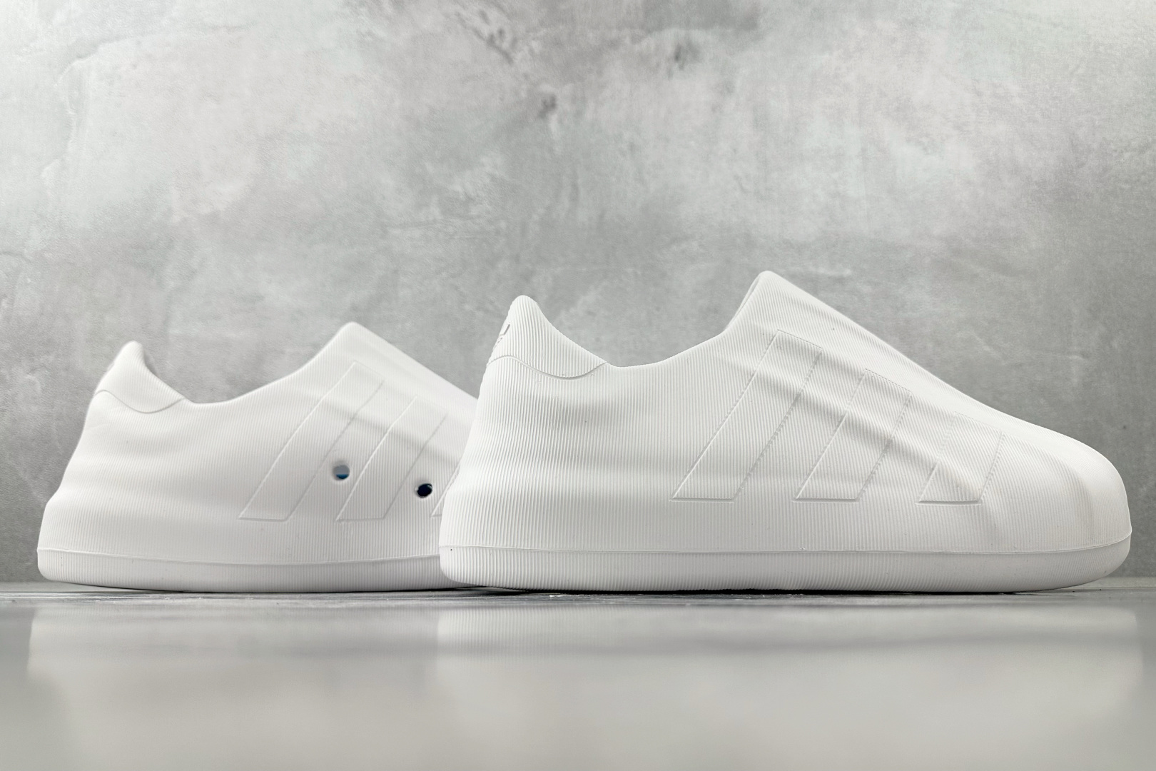 LW 
外贸专供adidas originals AdiFOM Superstar 白

货号：HQ46
