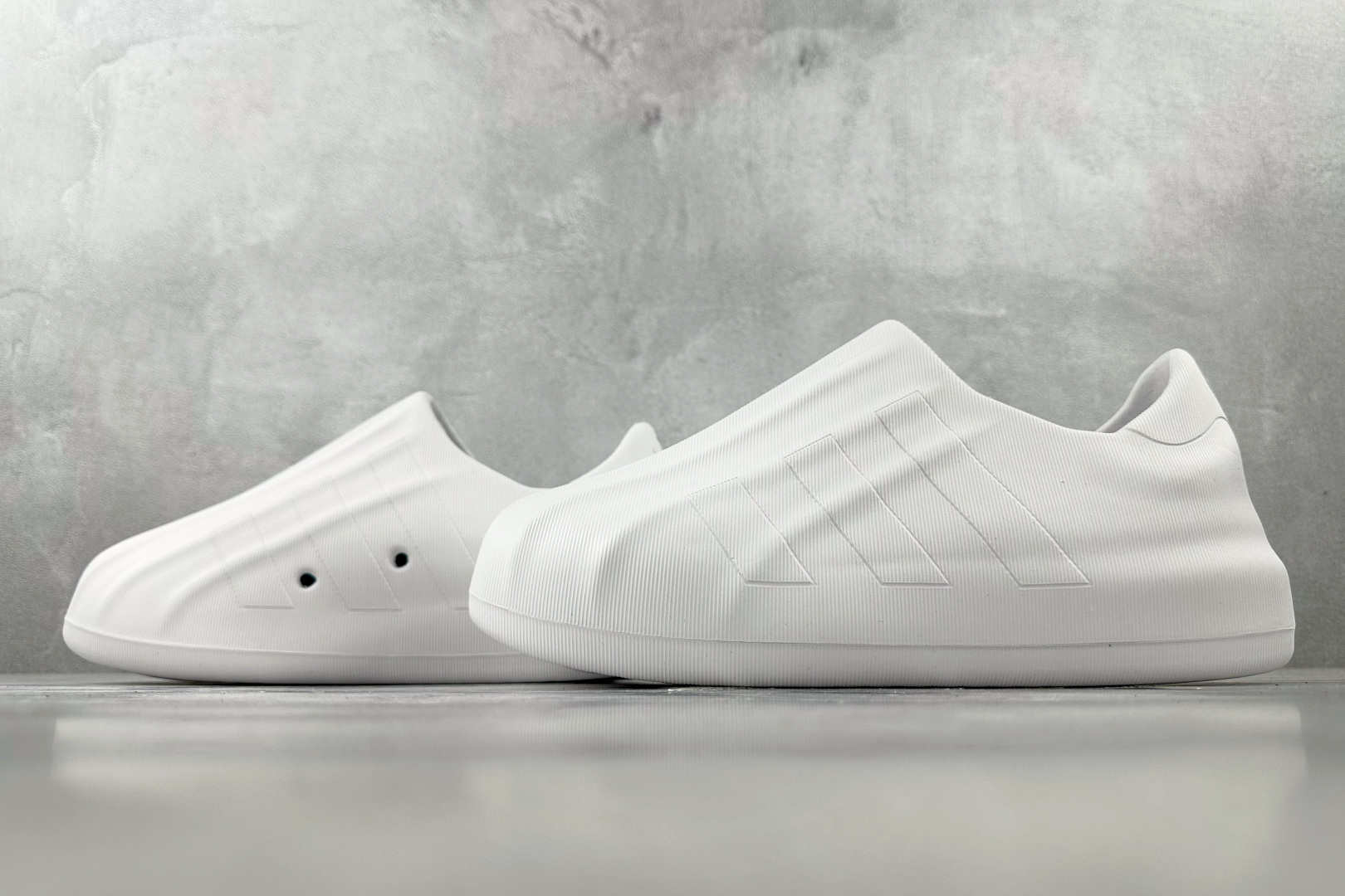 LW 
外贸专供adidas originals AdiFOM Superstar 白

货号：HQ46