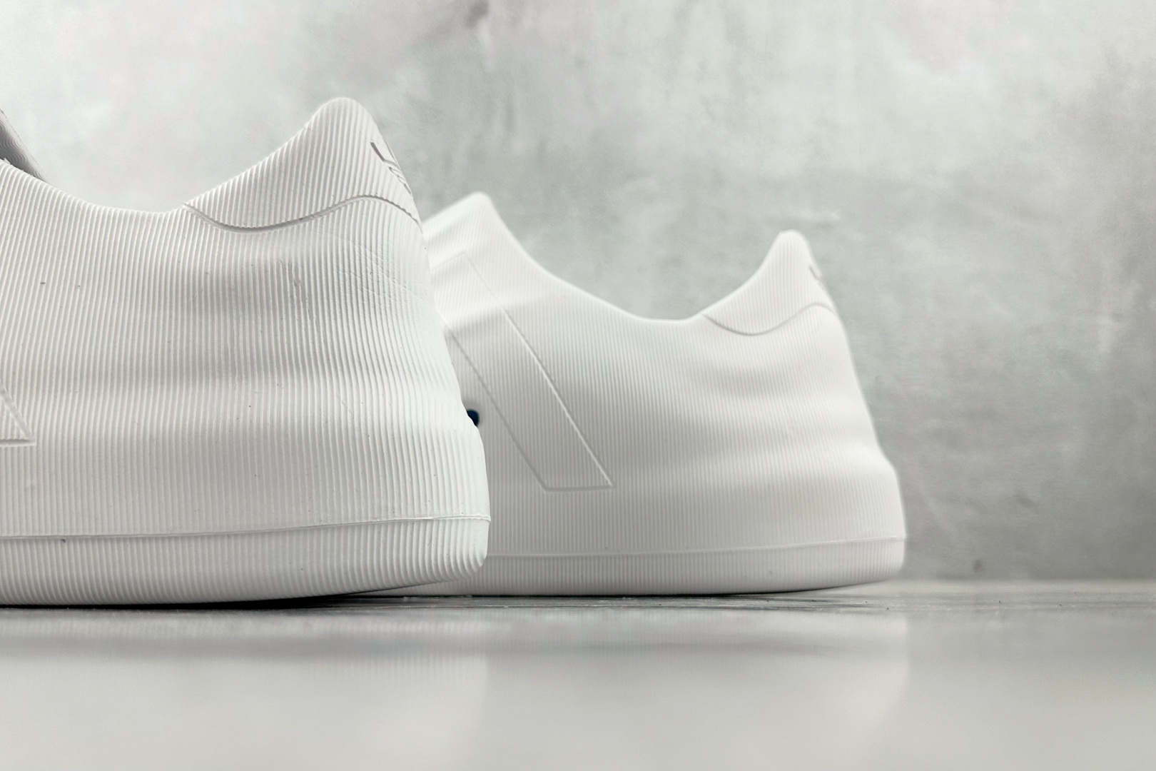 LW 
外贸专供adidas originals AdiFOM Superstar 白

货号：HQ46