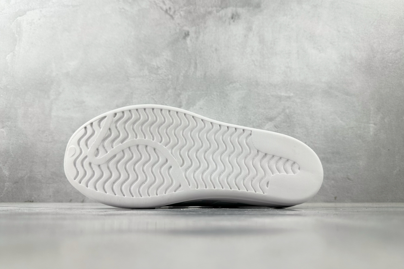 LW 
外贸专供adidas originals AdiFOM Superstar 白

货号：HQ46