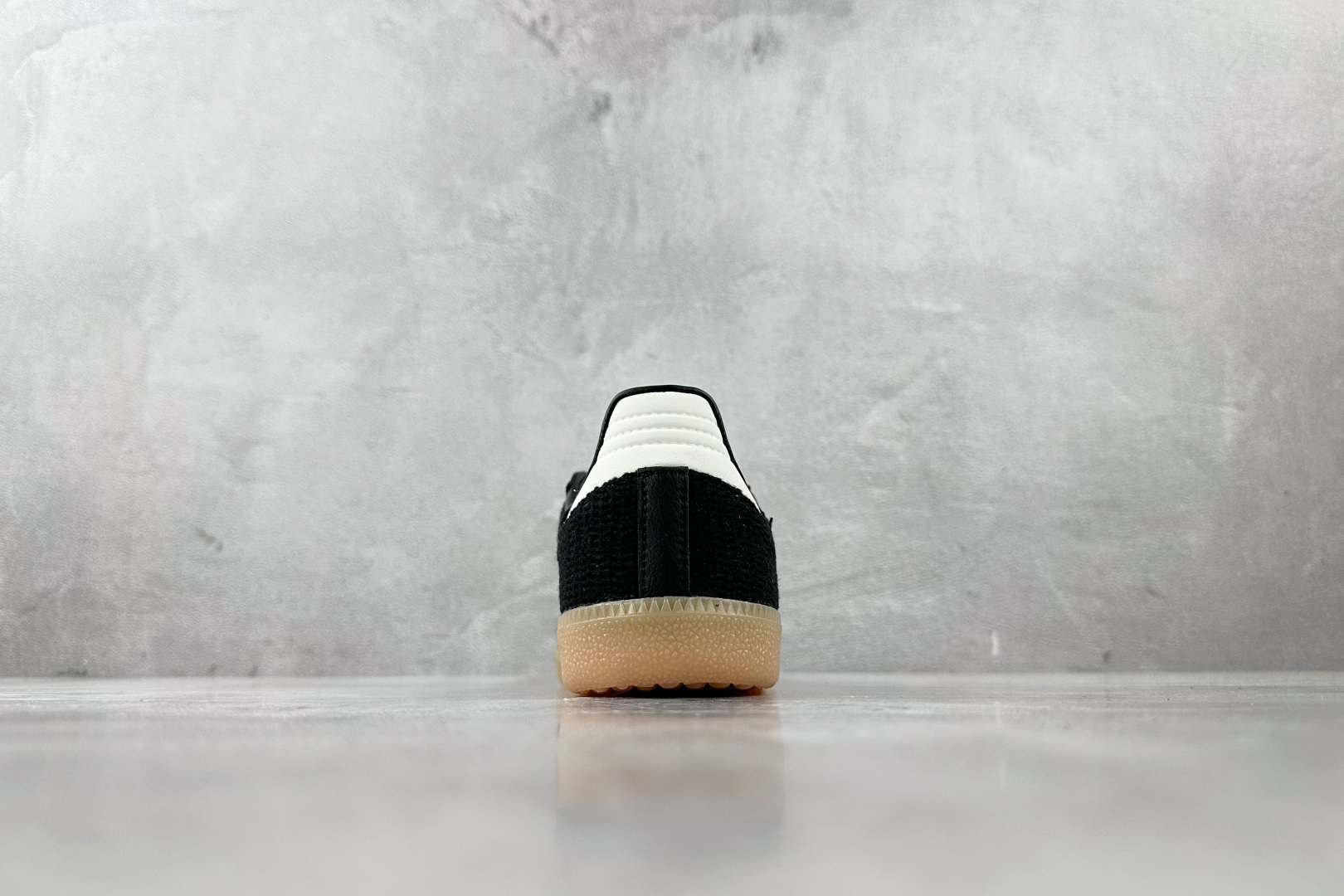 R 版 
出口订单 adidas originals Samba OG 黑色

货号：JQ5141
尺码