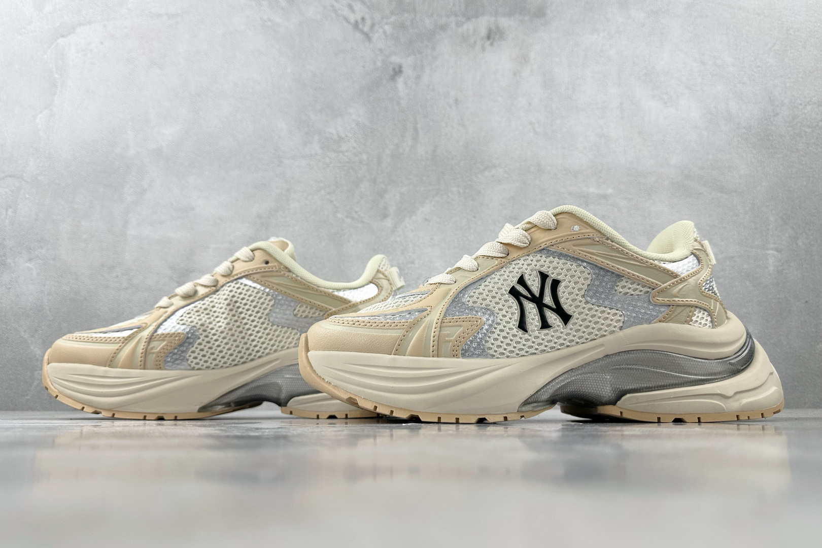 正单 
平台订单  MLB Curve Runner 米黄色

货号：3ARNSPL4N-50BGS
尺