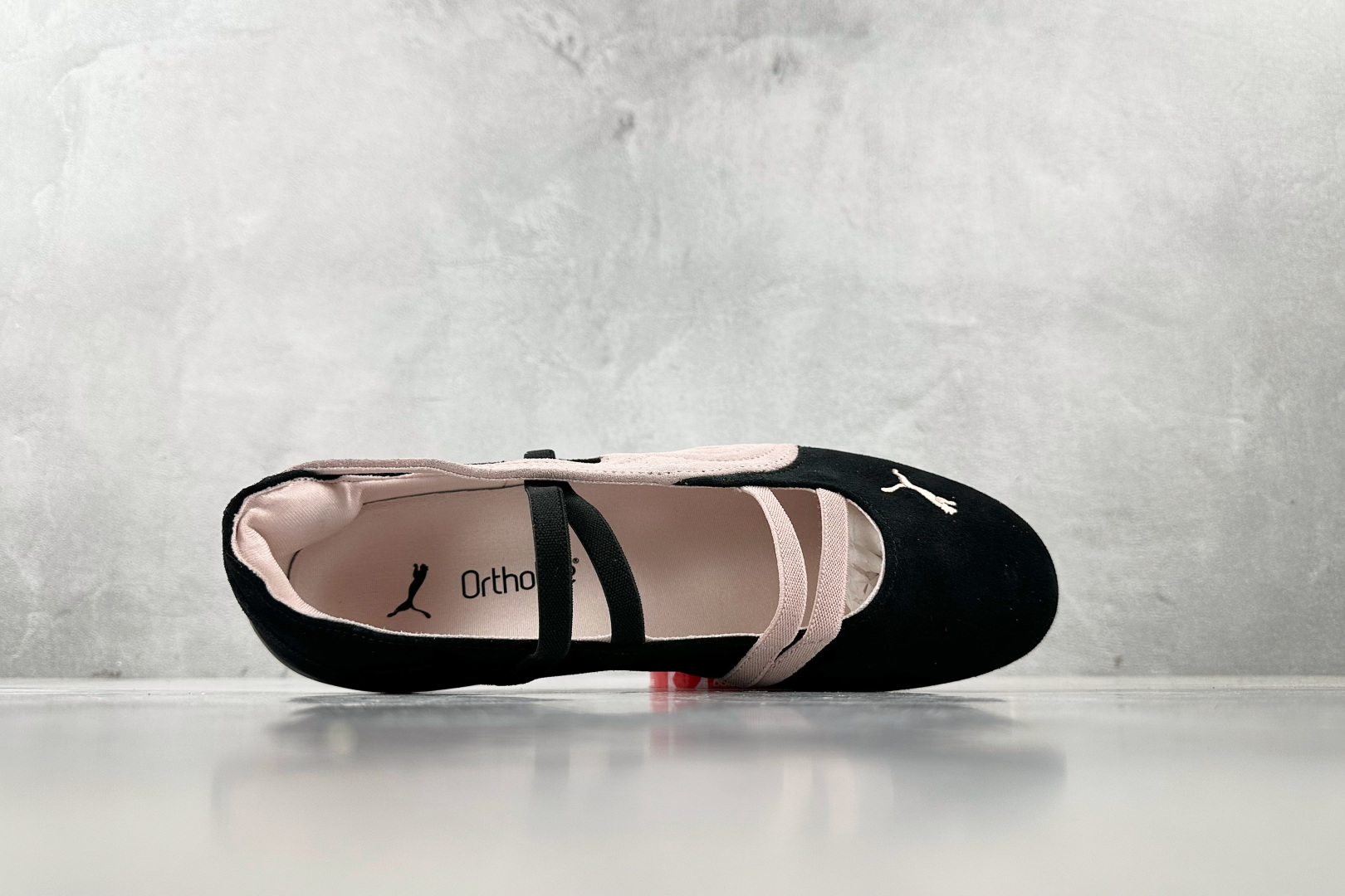 ZX 神版 
PUMA Speedcat Ballet 黑粉色

货号：-02
尺码：36 36.5 3