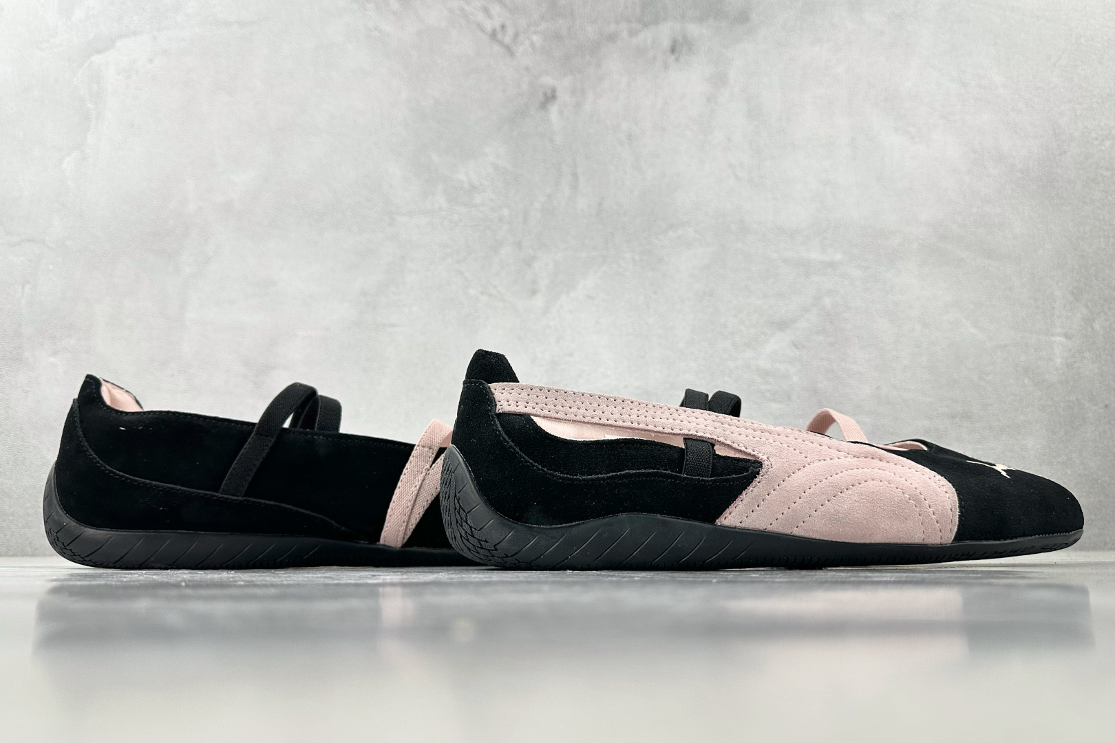 ZX 神版 
PUMA Speedcat Ballet 黑粉色

货号：-02
尺码：36 36.5 3