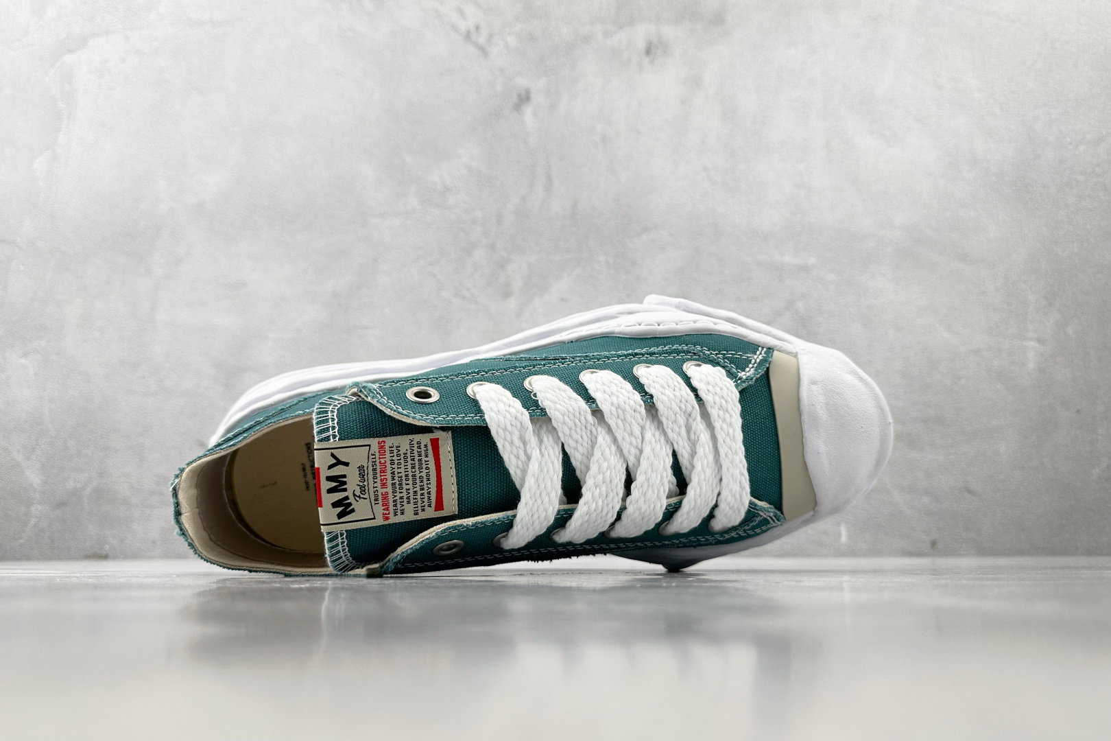纯原 
MIHARA YASUHIRO三原康裕 Hank OG Sole 蓝色

货号：A05FW702