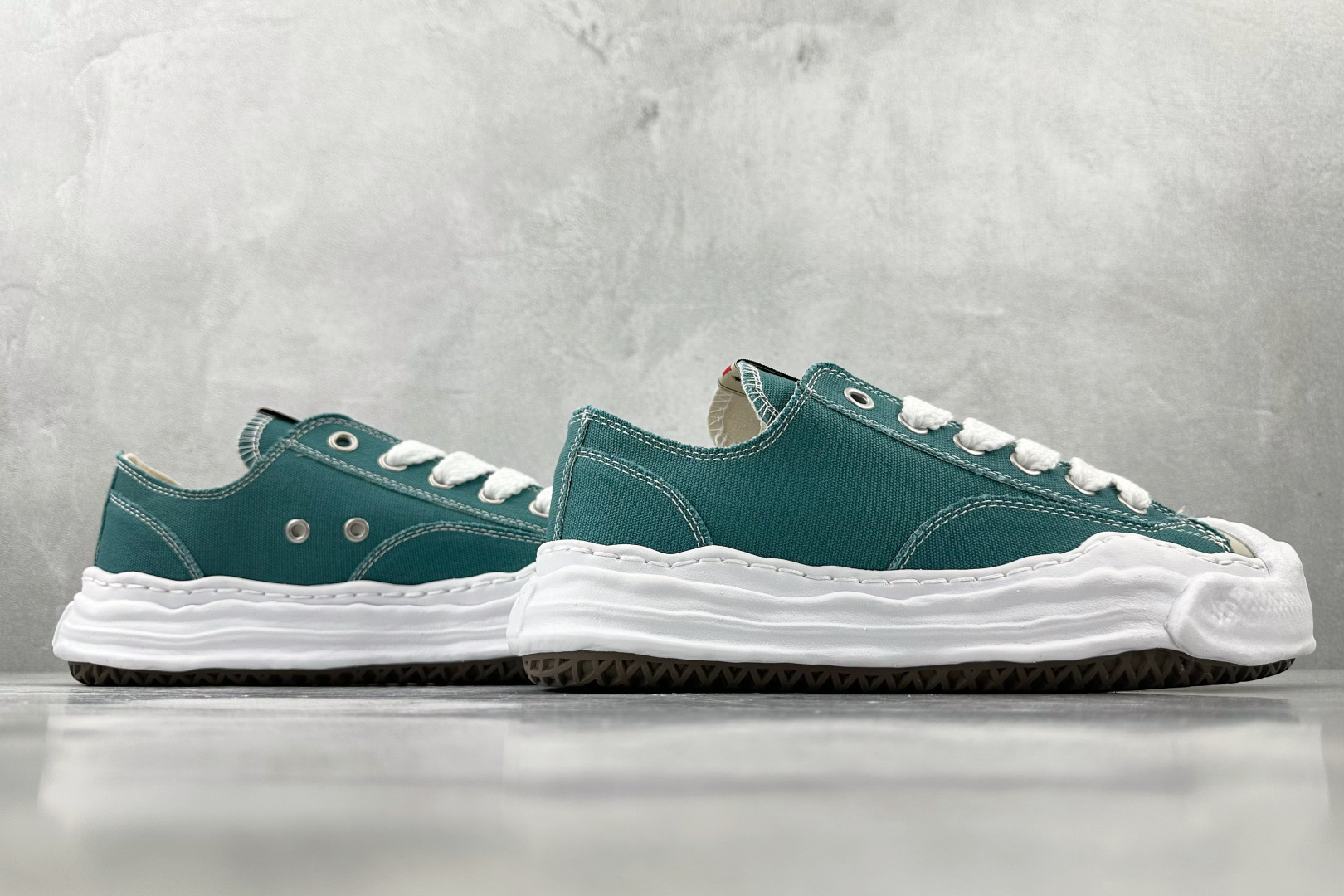 纯原 
MIHARA YASUHIRO三原康裕 Hank OG Sole 蓝色

货号：A05FW702