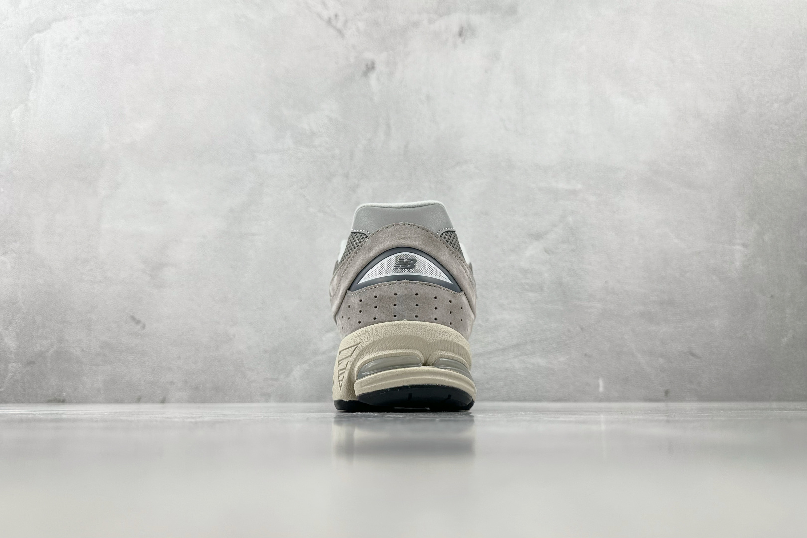 K13 版 
New Balance NB 2002R 元祖灰

货号：ML2002RC
尺码：36 3