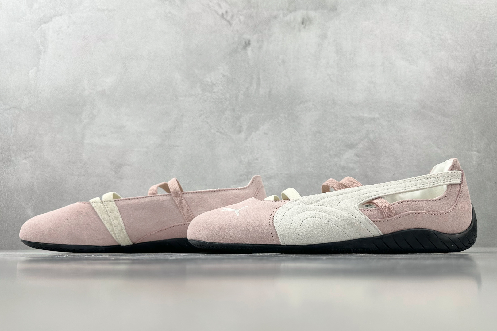 ZX 神版 
PUMA Speedcat Ballet 白粉色

货号：-01
尺码：36 36.5 3