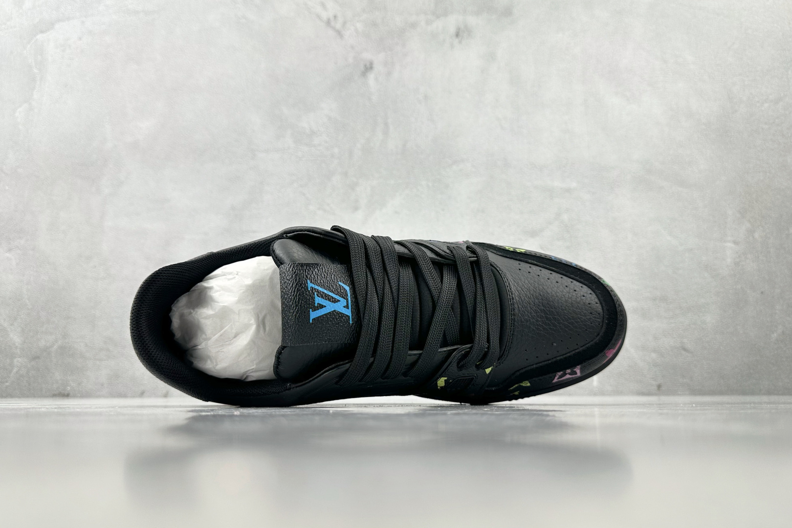 380 LOUIS VUITTON Trainer黑色  1AHDW4