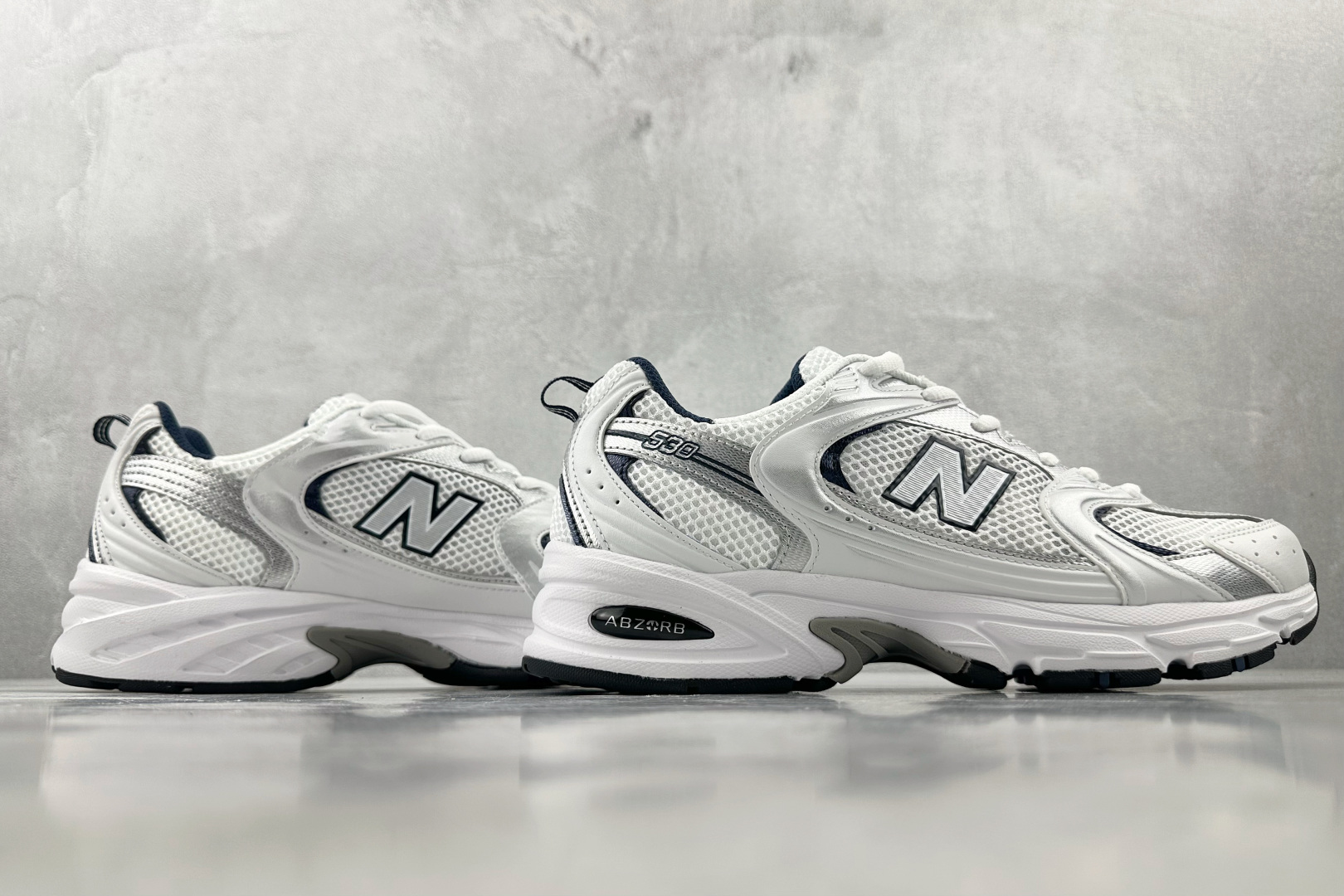 K13 版 
New Balance NB 530 白银色

货号：MR530SG
尺码：36 36.5