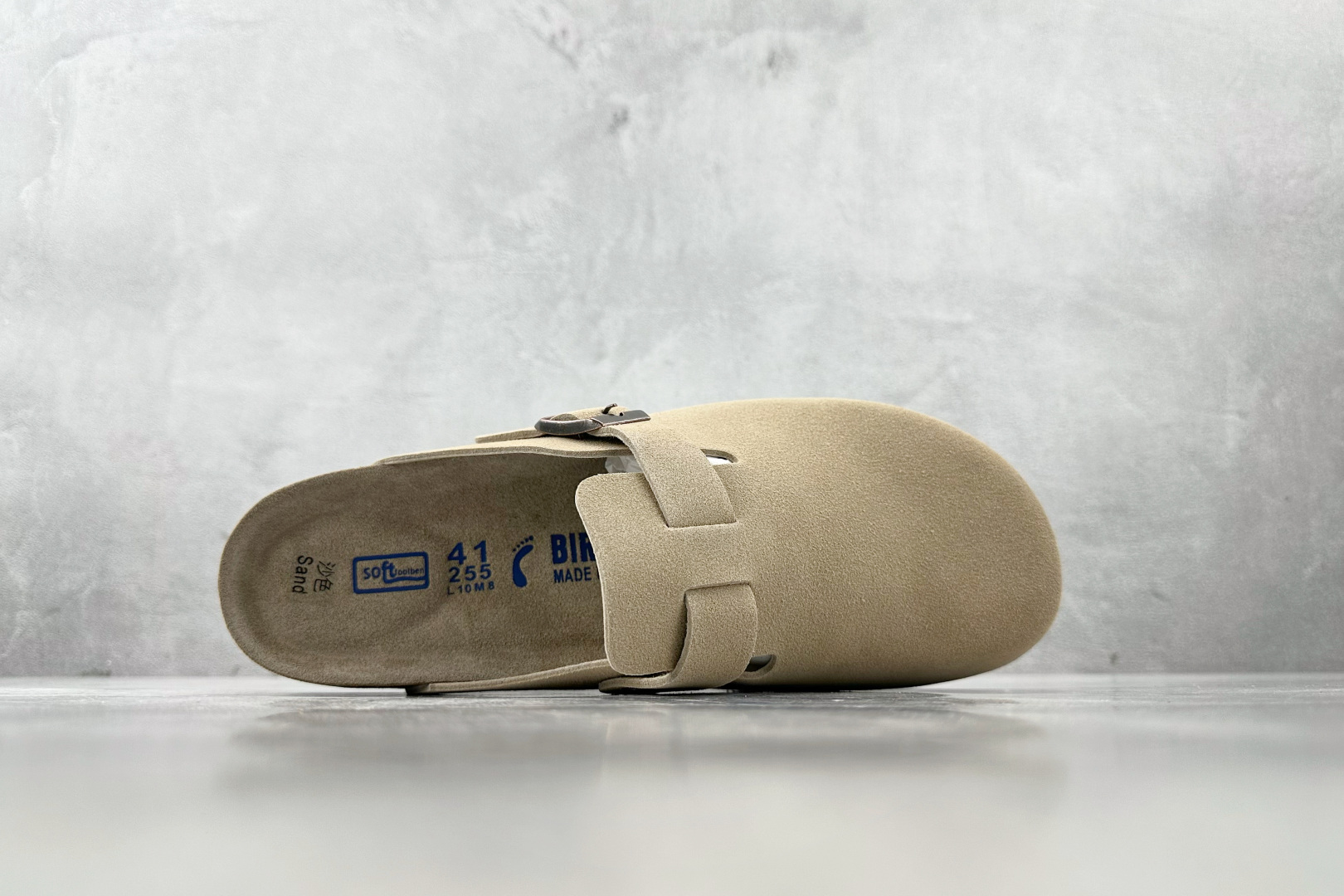 莞产 
Birkenstock 灰褐色

货号：
尺码：35 36 36.5 37 38.5 39 40