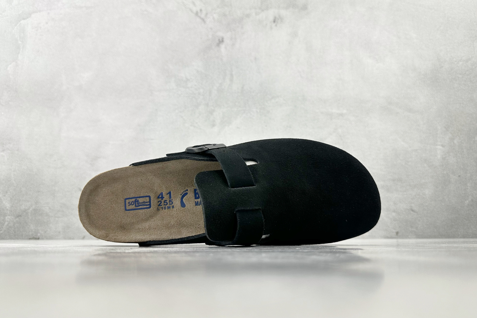 莞产 
Birkenstock 黑色

货号：
尺码：35 36 36.5 37 38.5 39 40 