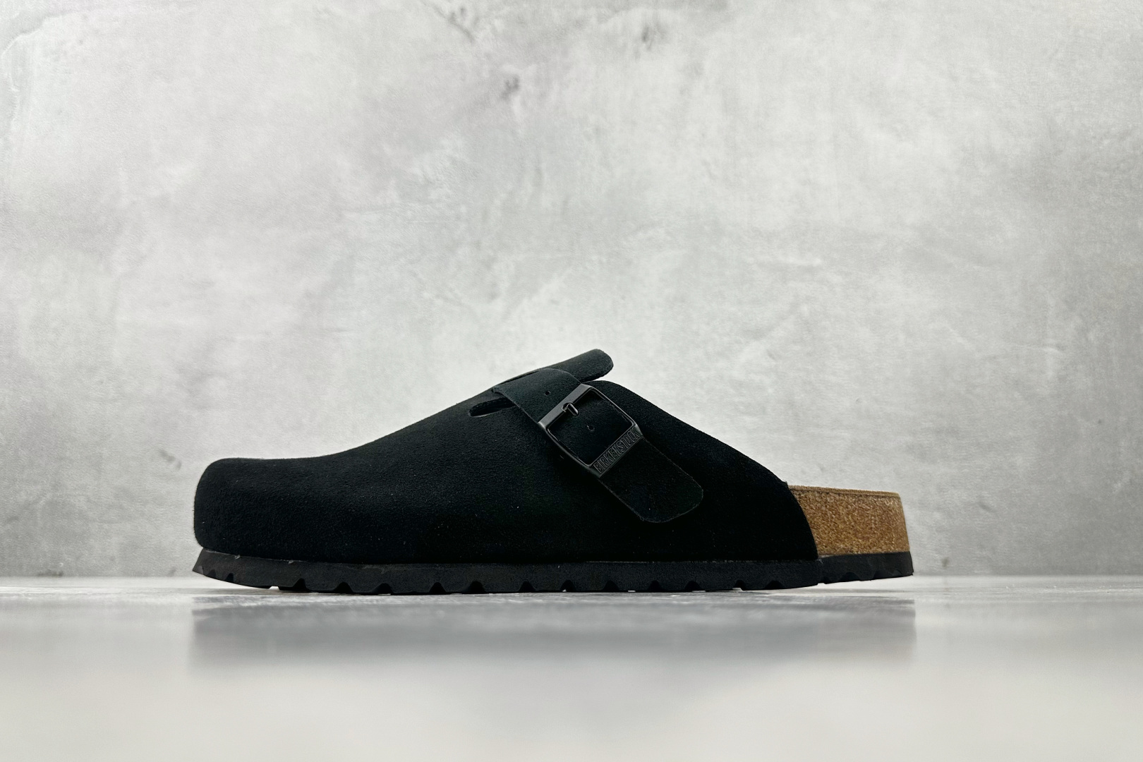 莞产 
Birkenstock 黑色

货号：
尺码：35 36 36.5 37 38.5 39 40 