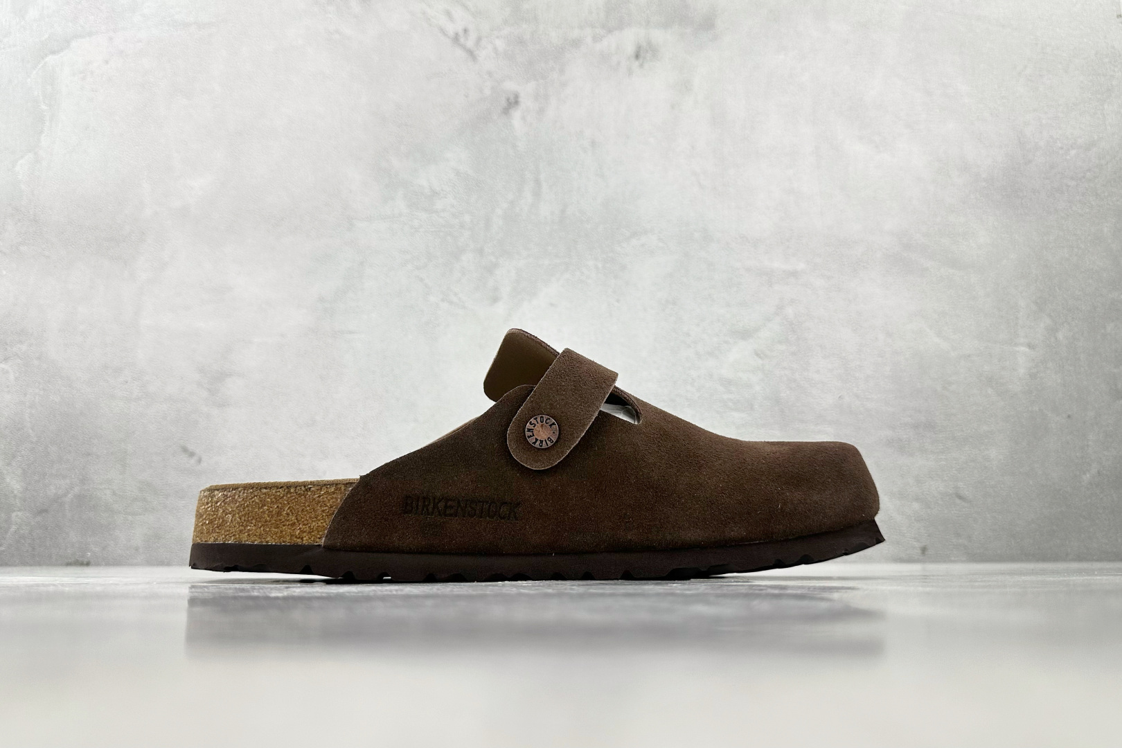 莞产 
Birkenstock 褐色

货号：
尺码：35 36 36.5 37 38.5 39 40 