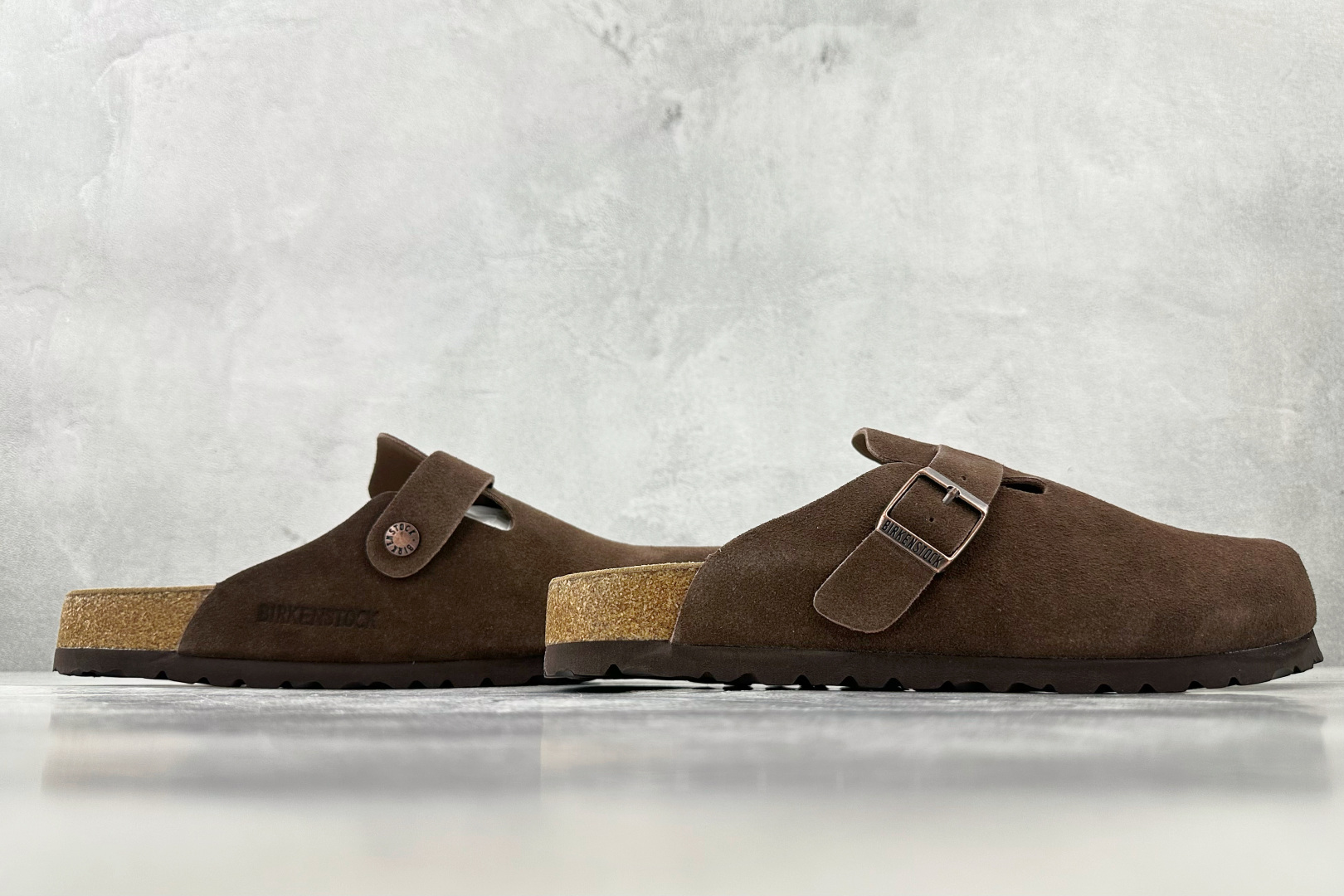 莞产 
Birkenstock 褐色

货号：
尺码：35 36 36.5 37 38.5 39 40 