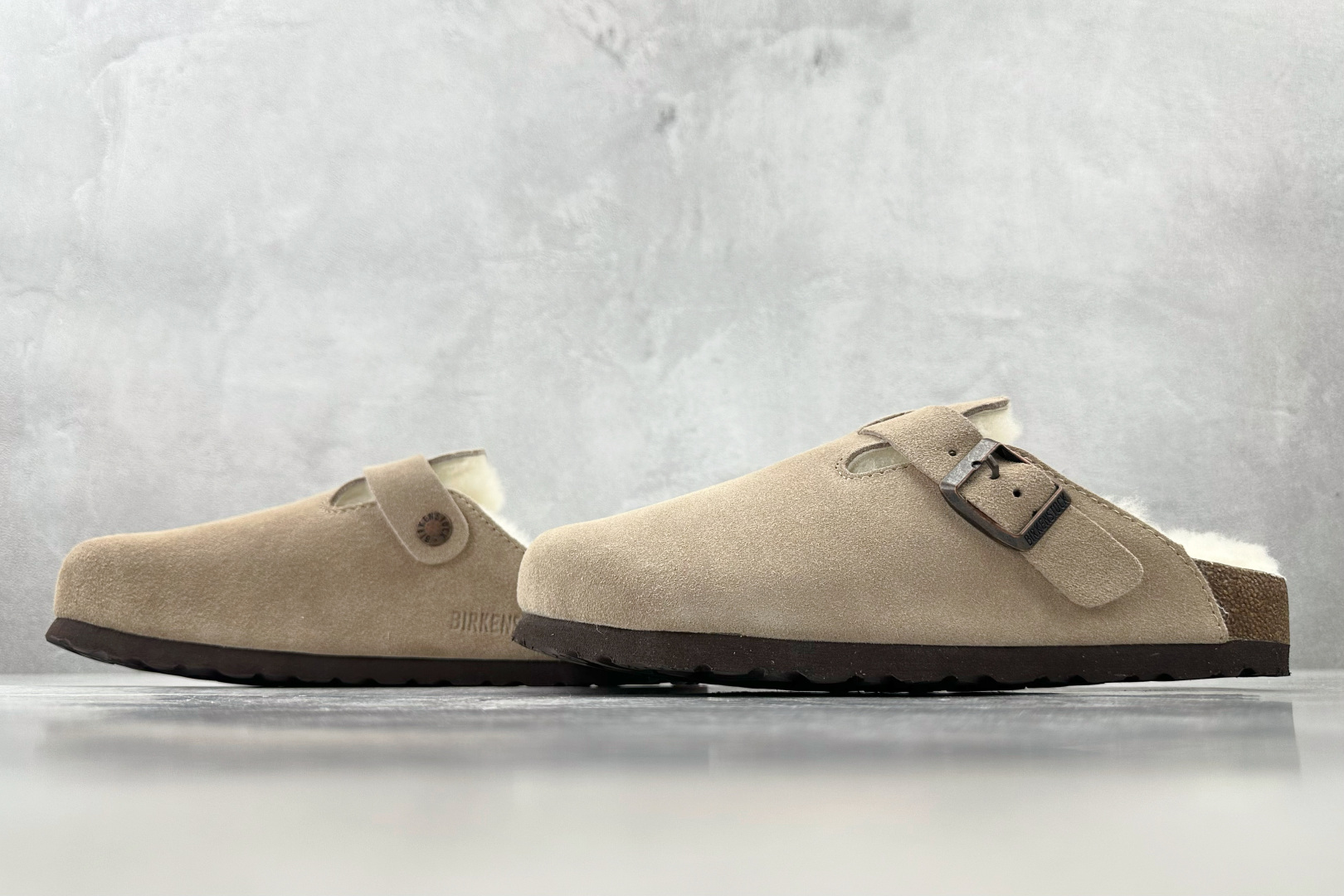 莞产 
Birkenstock 沙色

货号：
尺码：35 36 36.5 37 38.5 39 40

