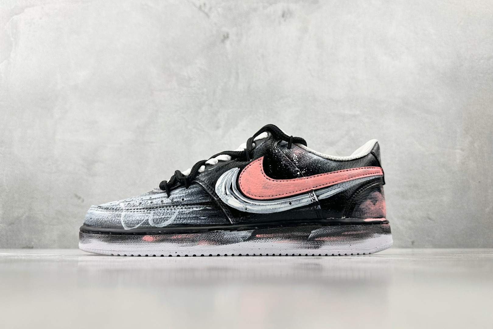 定制版  
【定制球鞋】Nike Court Vision 制造病变 黑粉

货号：DH2987-101