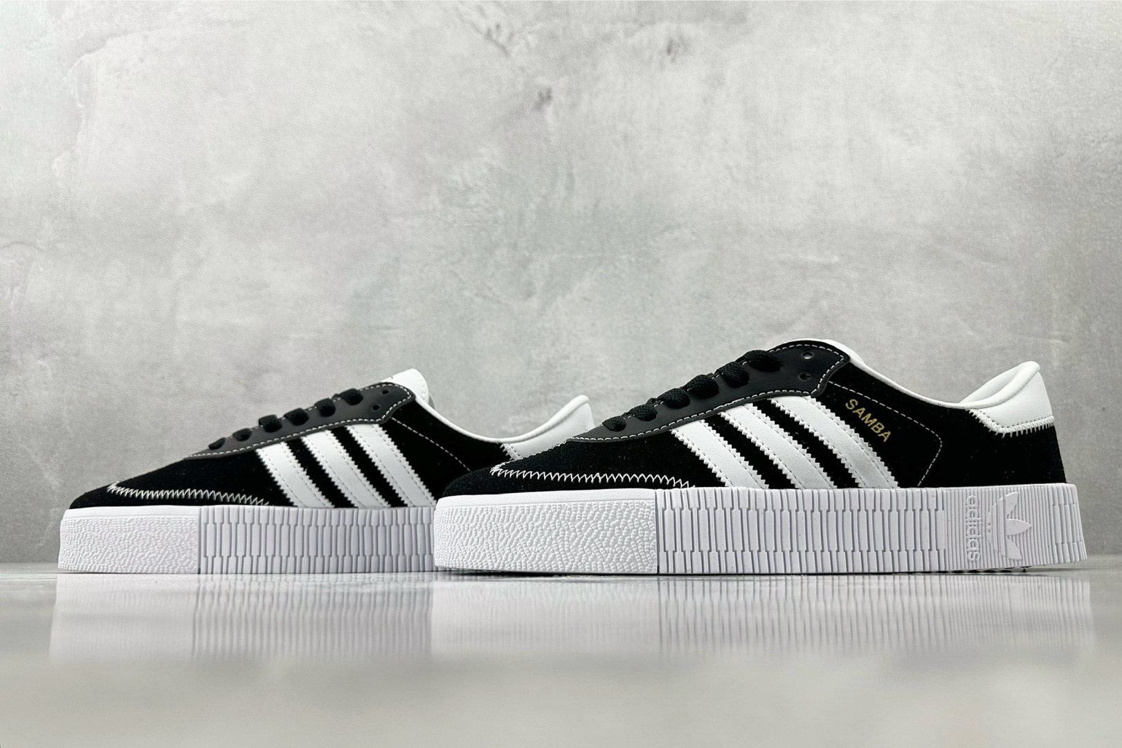 R 版 
出口订单 adidas originals Samba 松糕底 黑

货号 ：FV0766
尺
