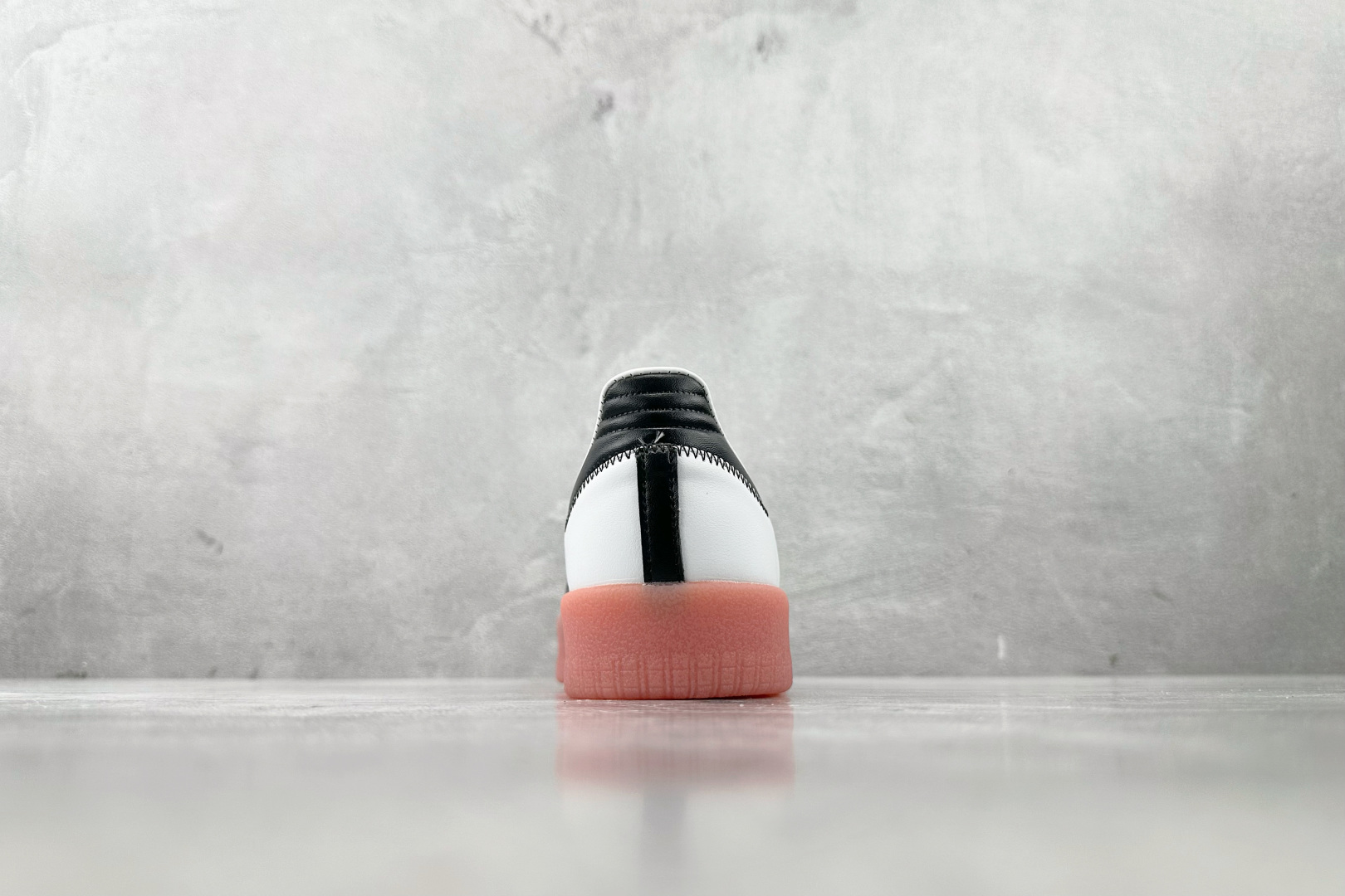 R 版 
出口订单 adidas originals Sambae 黑白

货号 ：JI3072
尺码：