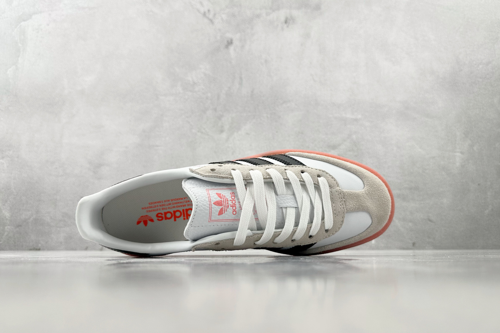 R 版 
出口订单 adidas originals Sambae 黑白

货号 ：JI3072
尺码：