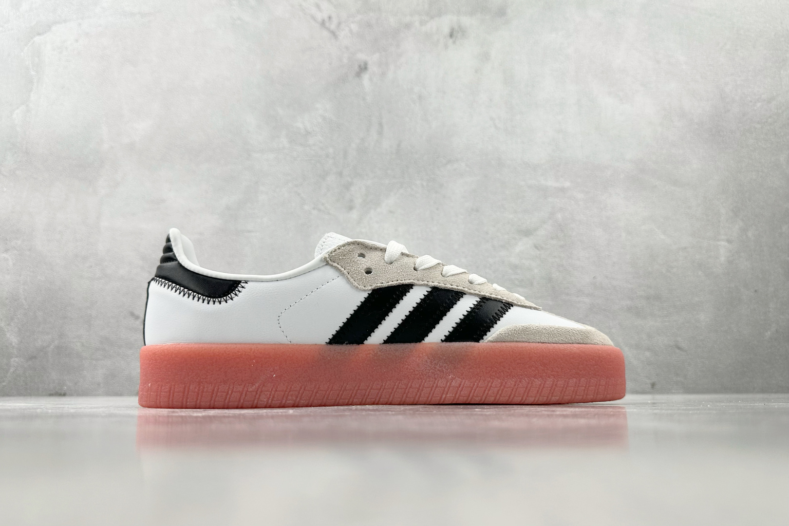 R 版 
出口订单 adidas originals Sambae 黑白

货号 ：JI3072
尺码：