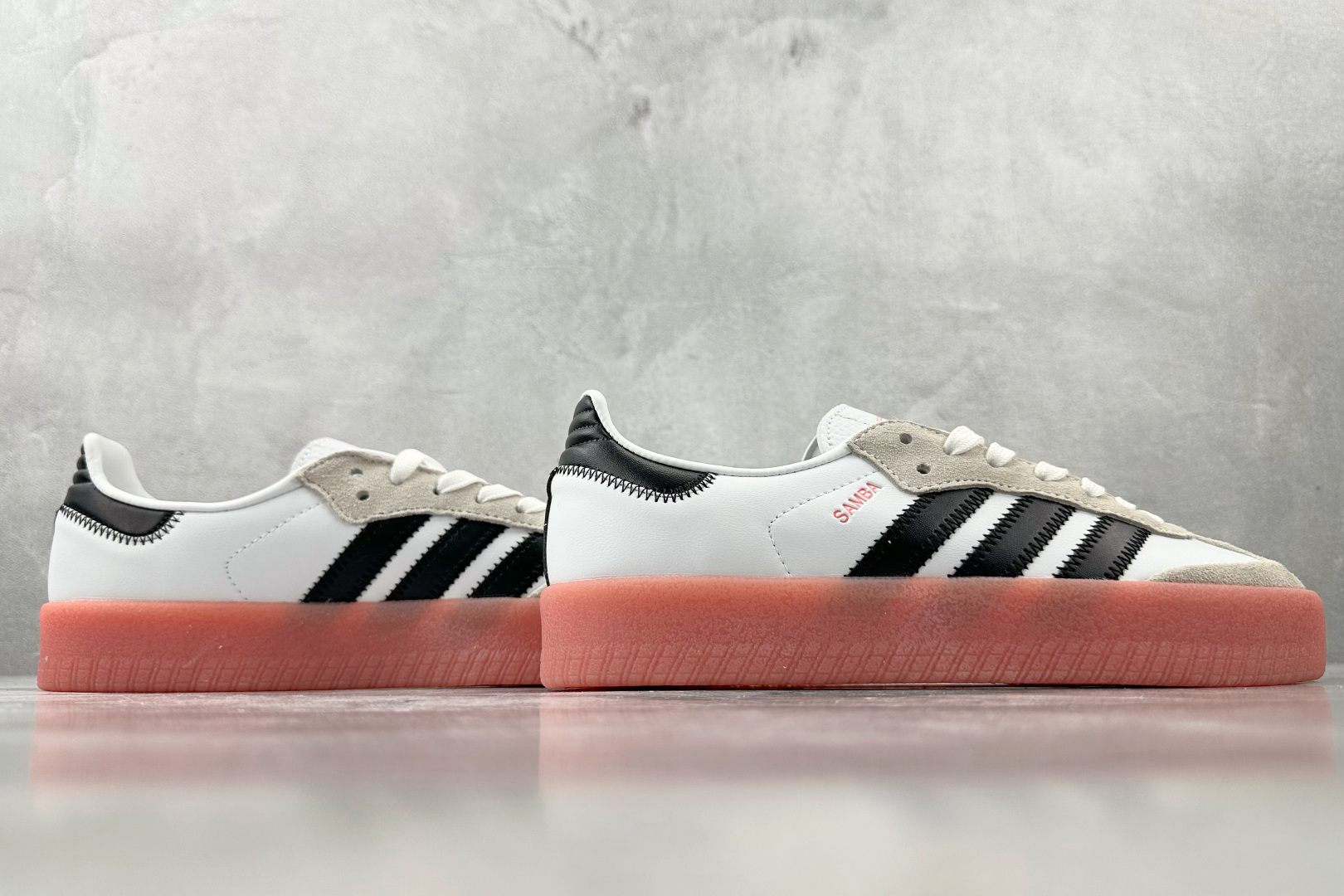 R 版 
出口订单 adidas originals Sambae 黑白

货号 ：JI3072
尺码：