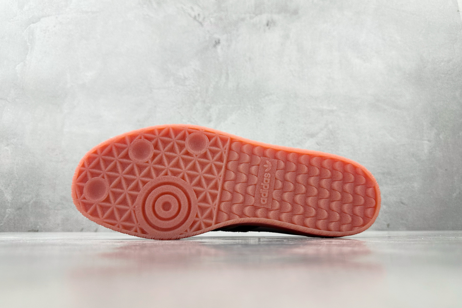 R 版 
出口订单 adidas originals Sambae 黑白

货号 ：JI3072
尺码：