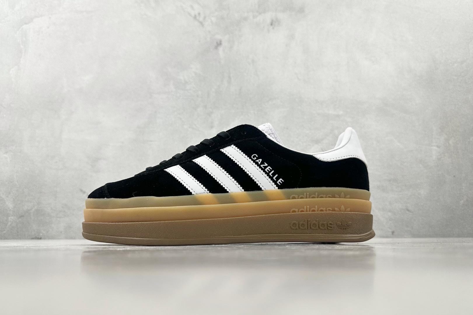 HG 
品质升级 adidas originals GAZELLE BOLD 黑色

货号：IE0876