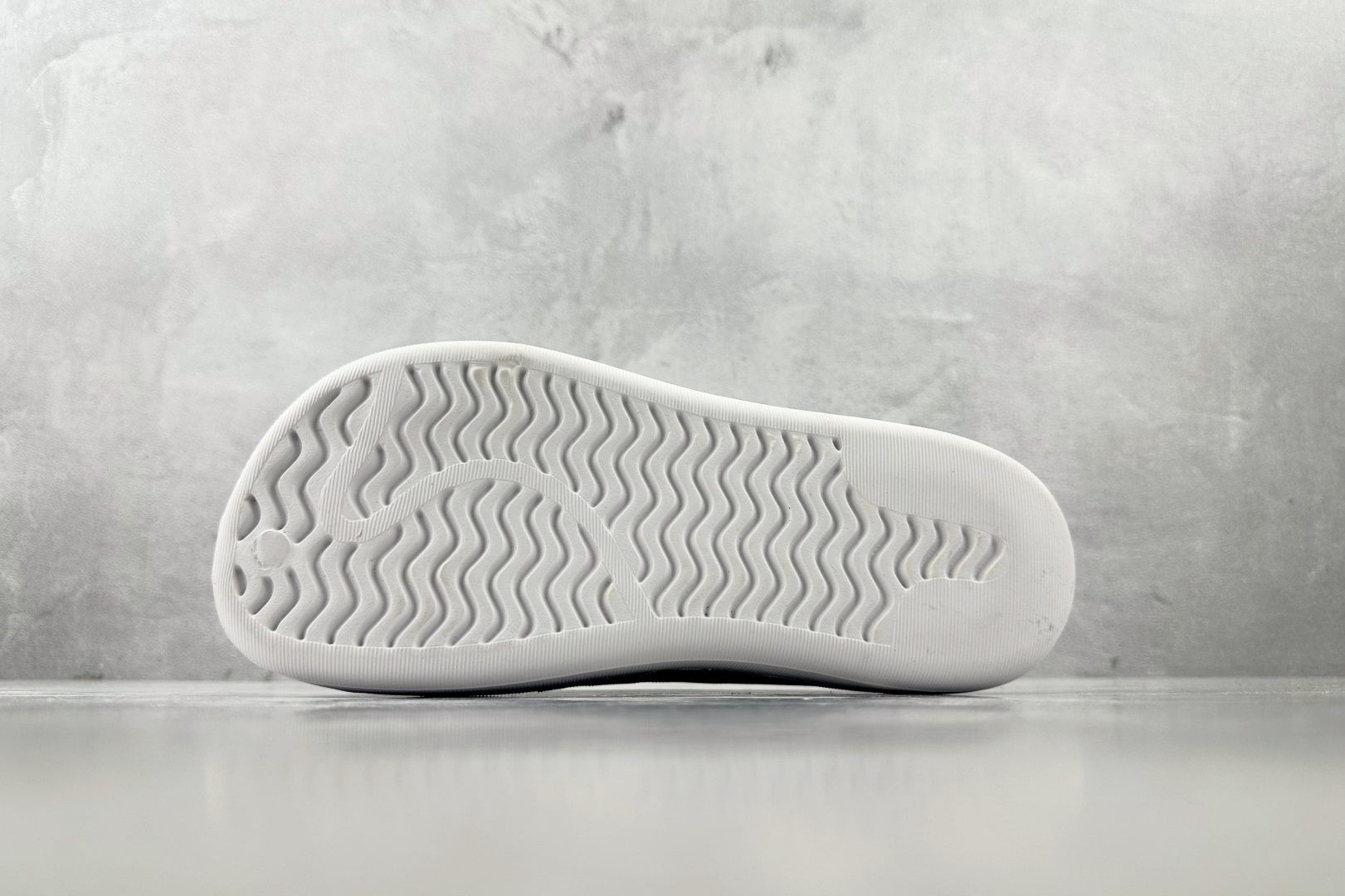 CD 
adidas originals adiFOM SUPERSTAR MULE 白黑

货号：IF