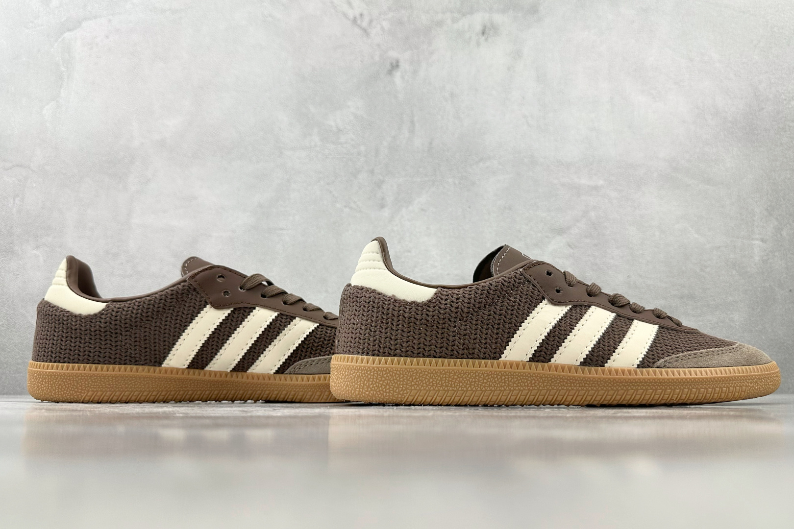R 版 
出口订单  adidas originals SAMBA OG 棕色

货号：JI3184
尺
