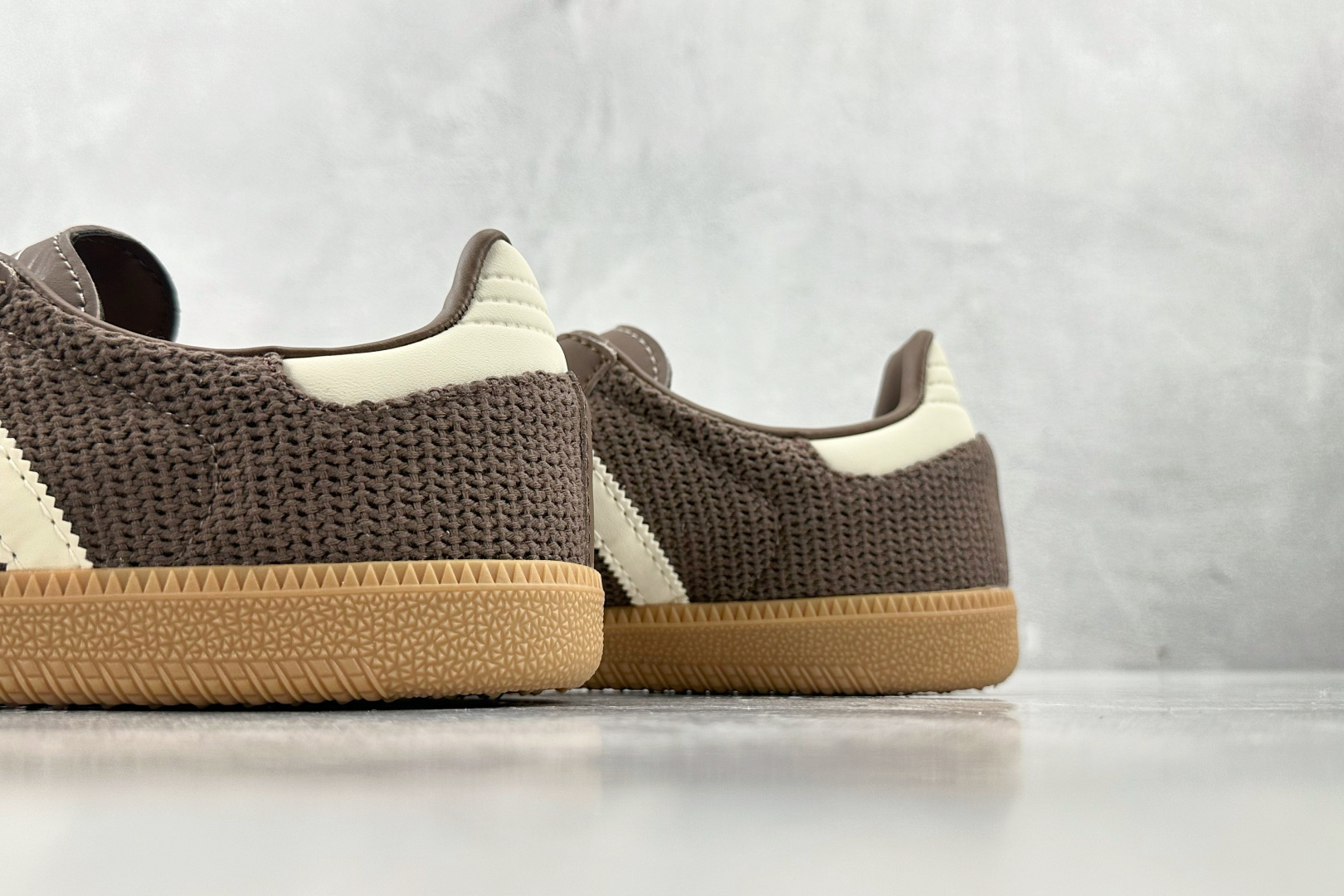 R 版 
出口订单  adidas originals SAMBA OG 棕色

货号：JI3184
尺