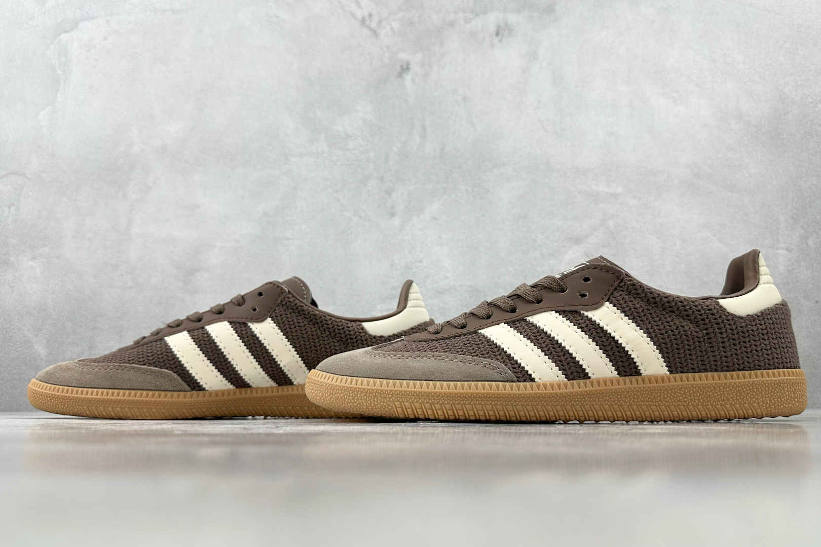 R 版 
出口订单  adidas originals SAMBA OG 棕色

货号：JI3184
尺