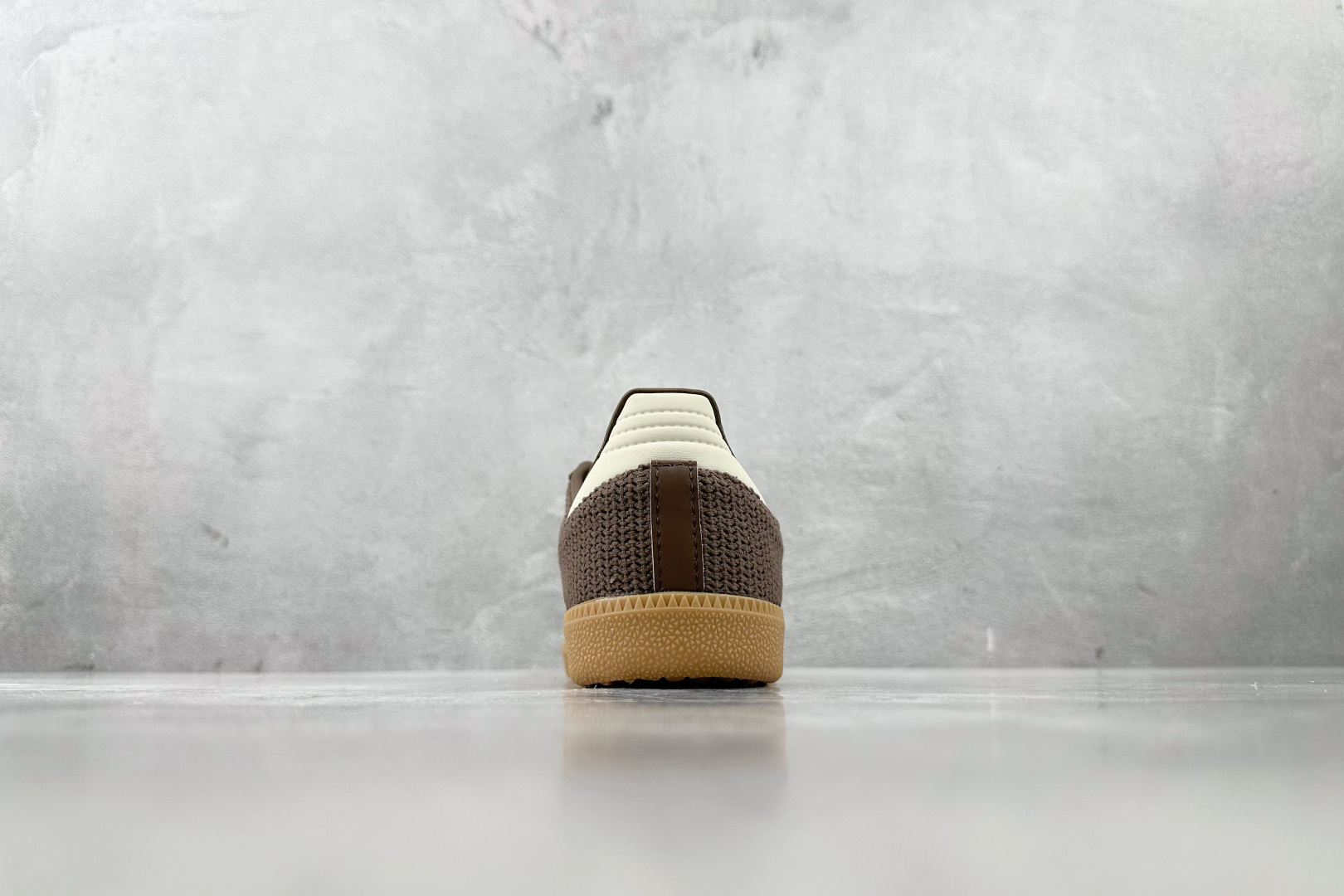 R 版 
出口订单  adidas originals SAMBA OG 棕色

货号：JI3184
尺