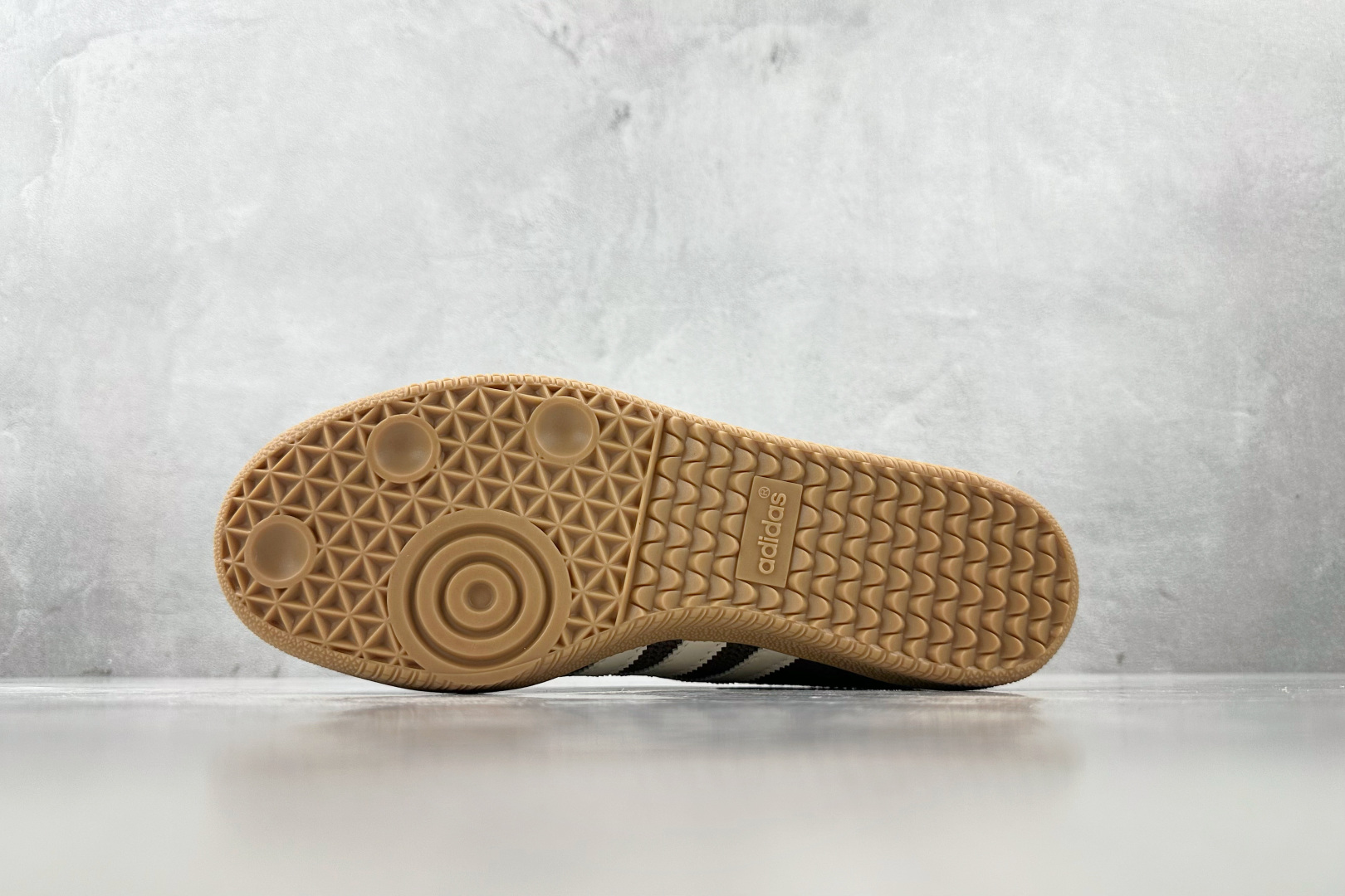 R 版 
出口订单  adidas originals SAMBA OG 棕色

货号：JI3184
尺