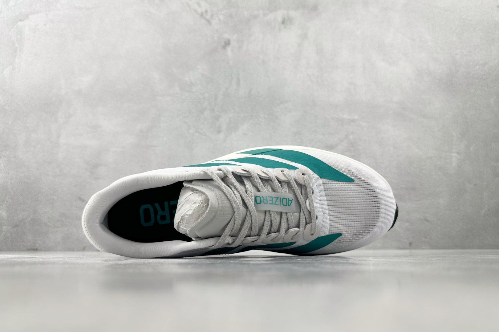 BS 
纯原  adidas Adizero EVO SL 白绿

货号：JR3417
尺码：36 36