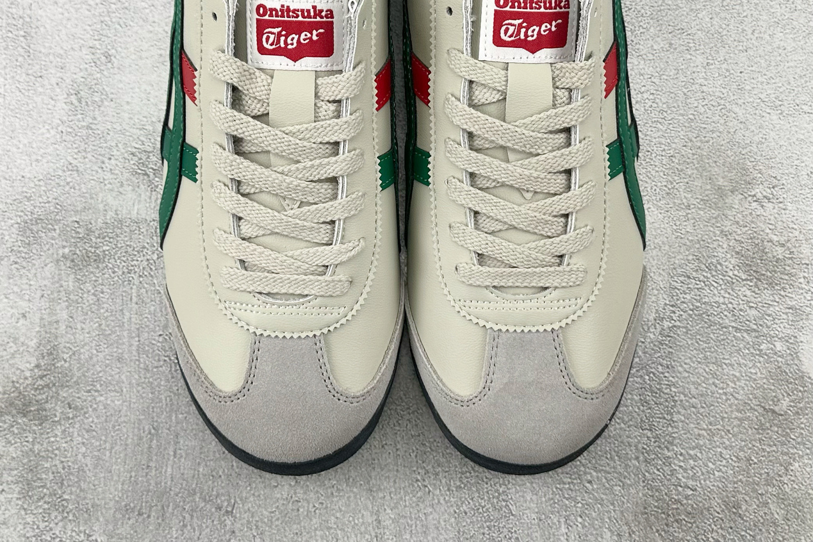 ZX 神版 
Onitsuka Tiger鬼塚虎 MEXICO 66 橄榄绿

货号：1183C102-