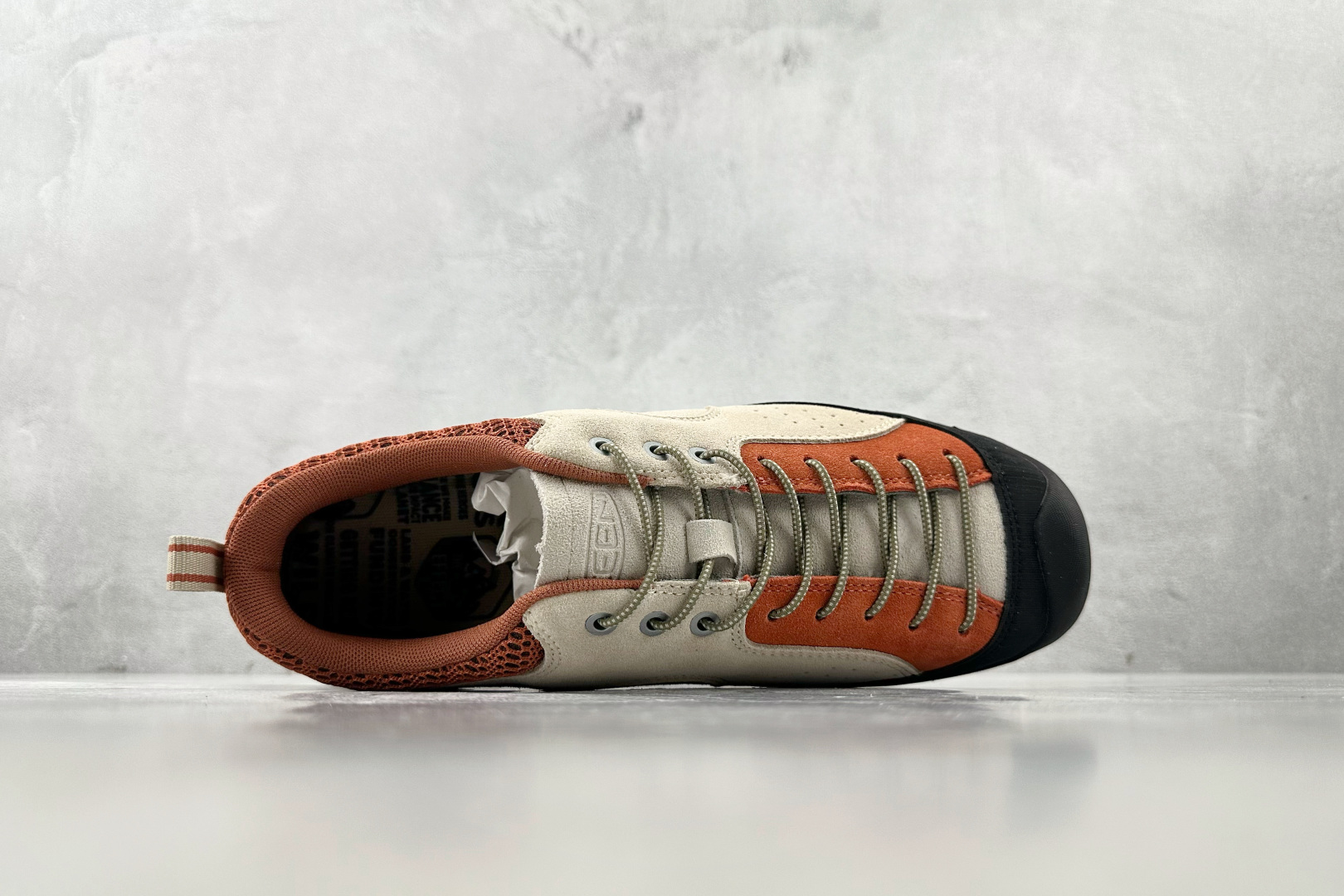 KN 
KEEN Jasper Rocks 红褐灰

货号：
尺码：36 36.5 37 38.5 39