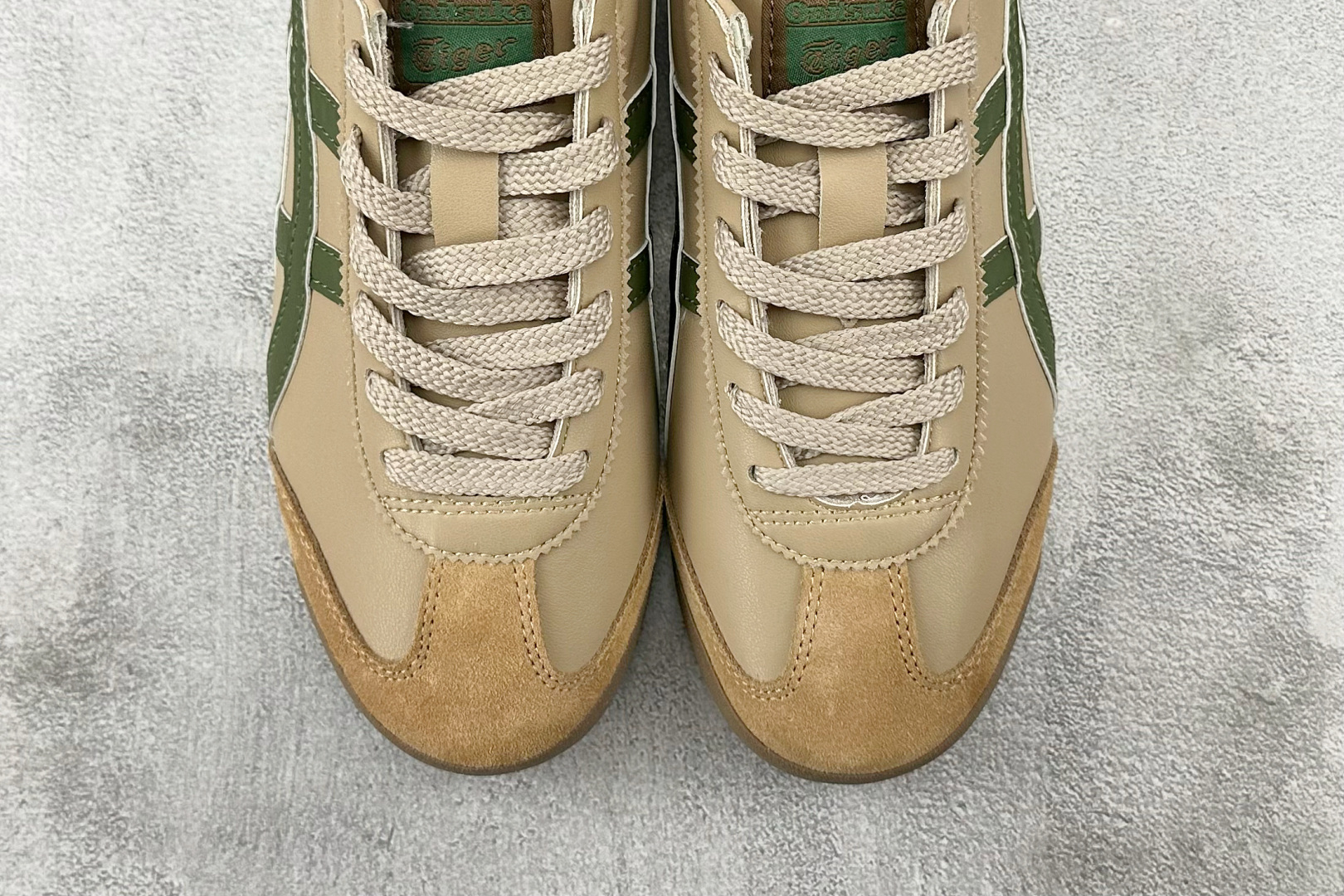 WS 
平台爆款 Onitsuka Tiger鬼塚虎 MEXICO 66 棕绿

货号：1183C102